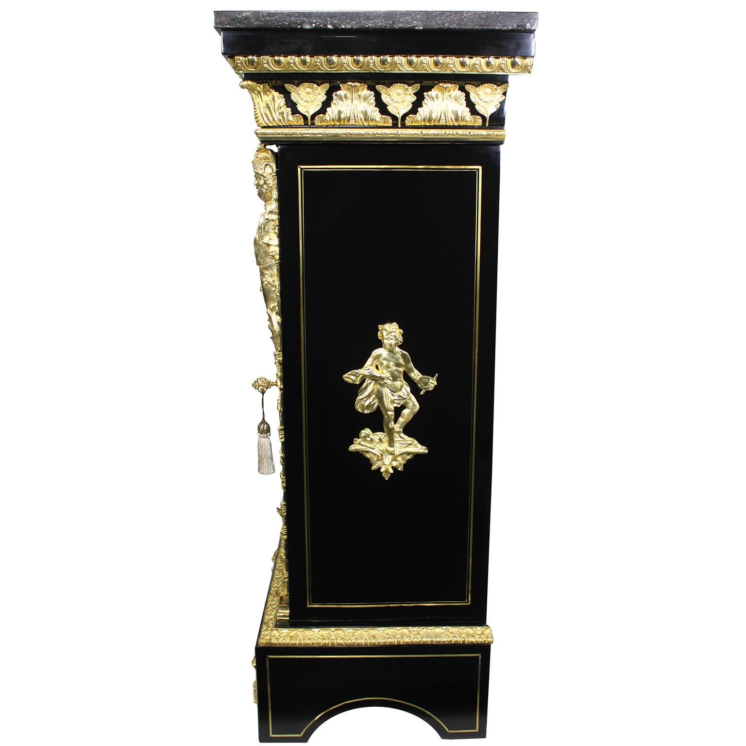 Beau cabinet français Napoléon III en bois ébonisé et pietra dura, monté sur bronze doré en vente 3