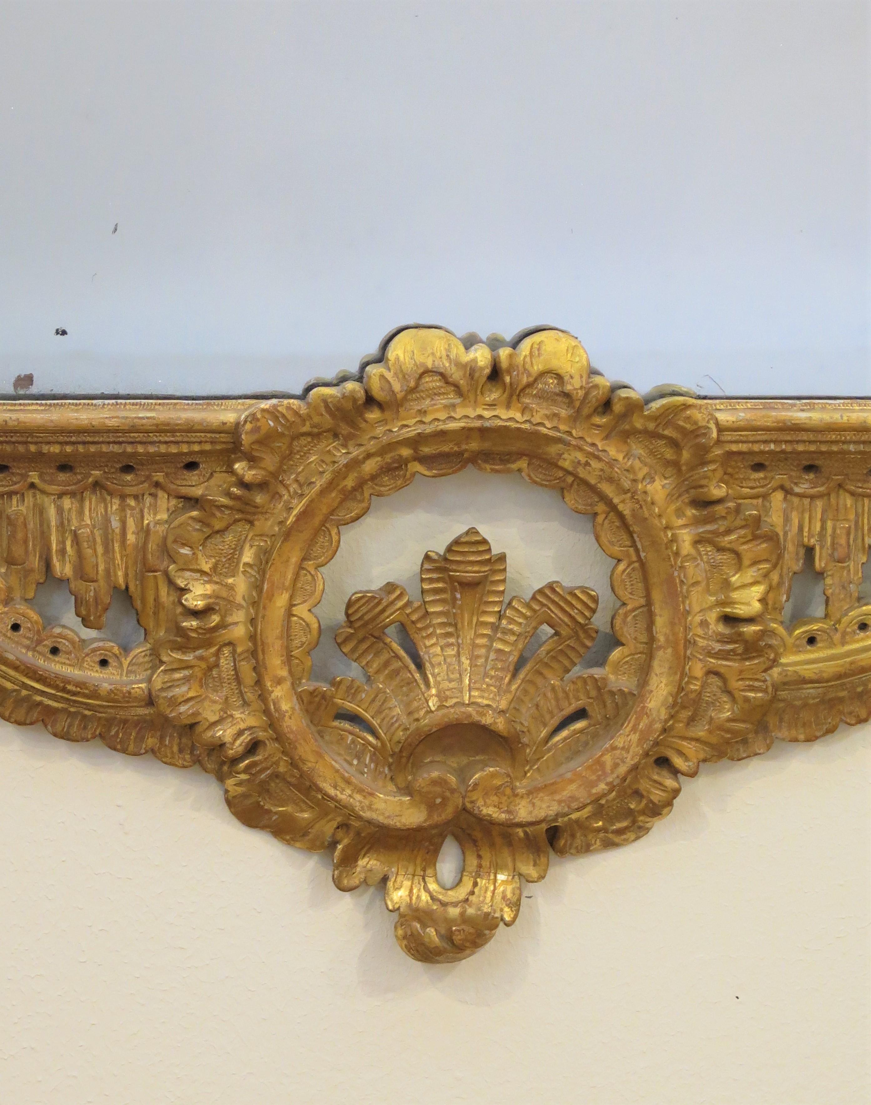 A Fine George II Carved Giltwood Mirror with Phoenix Crest For Sale 3