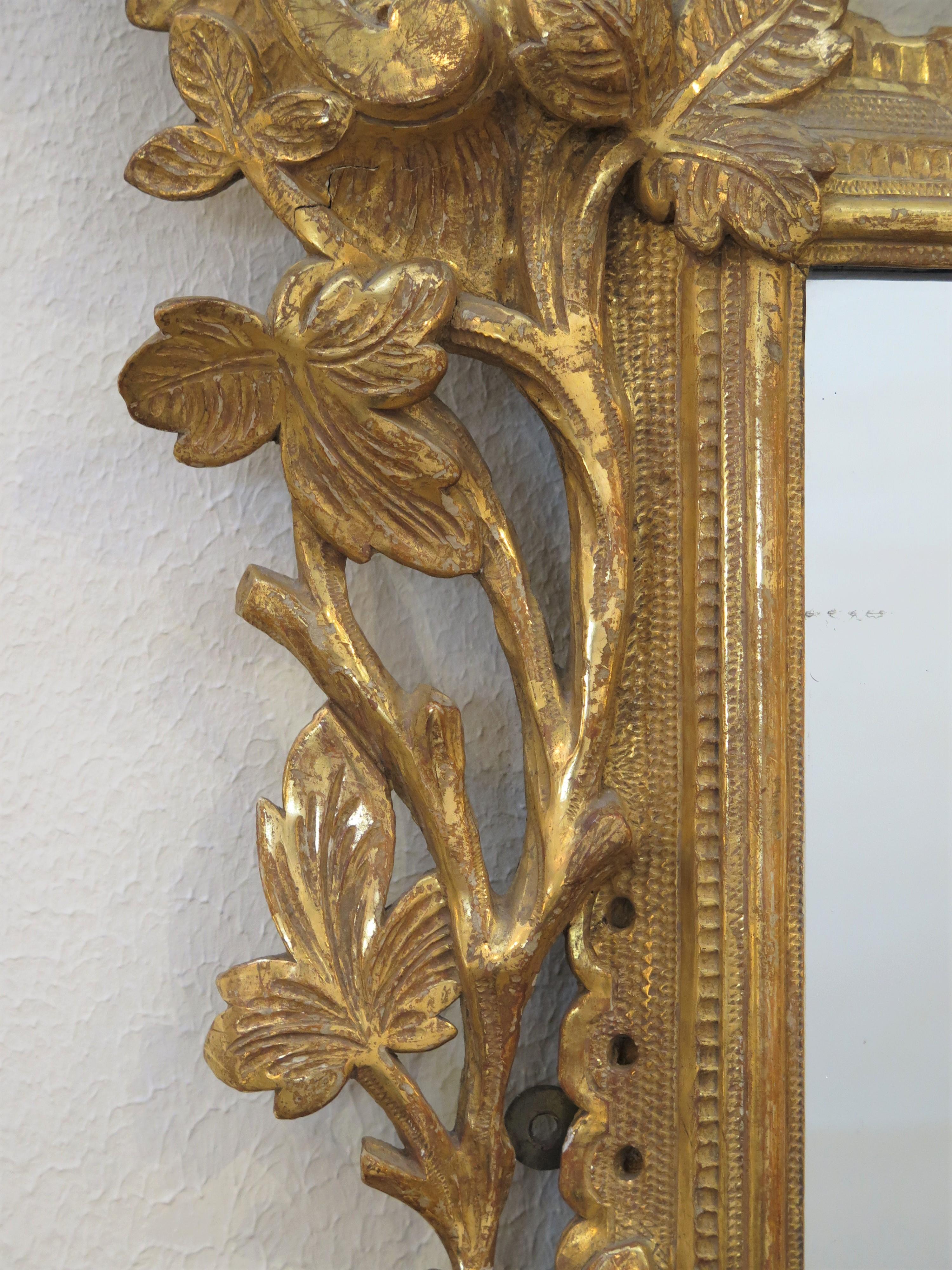 18th Century and Earlier A Fine George II Carved Giltwood Mirror with Phoenix Crest For Sale