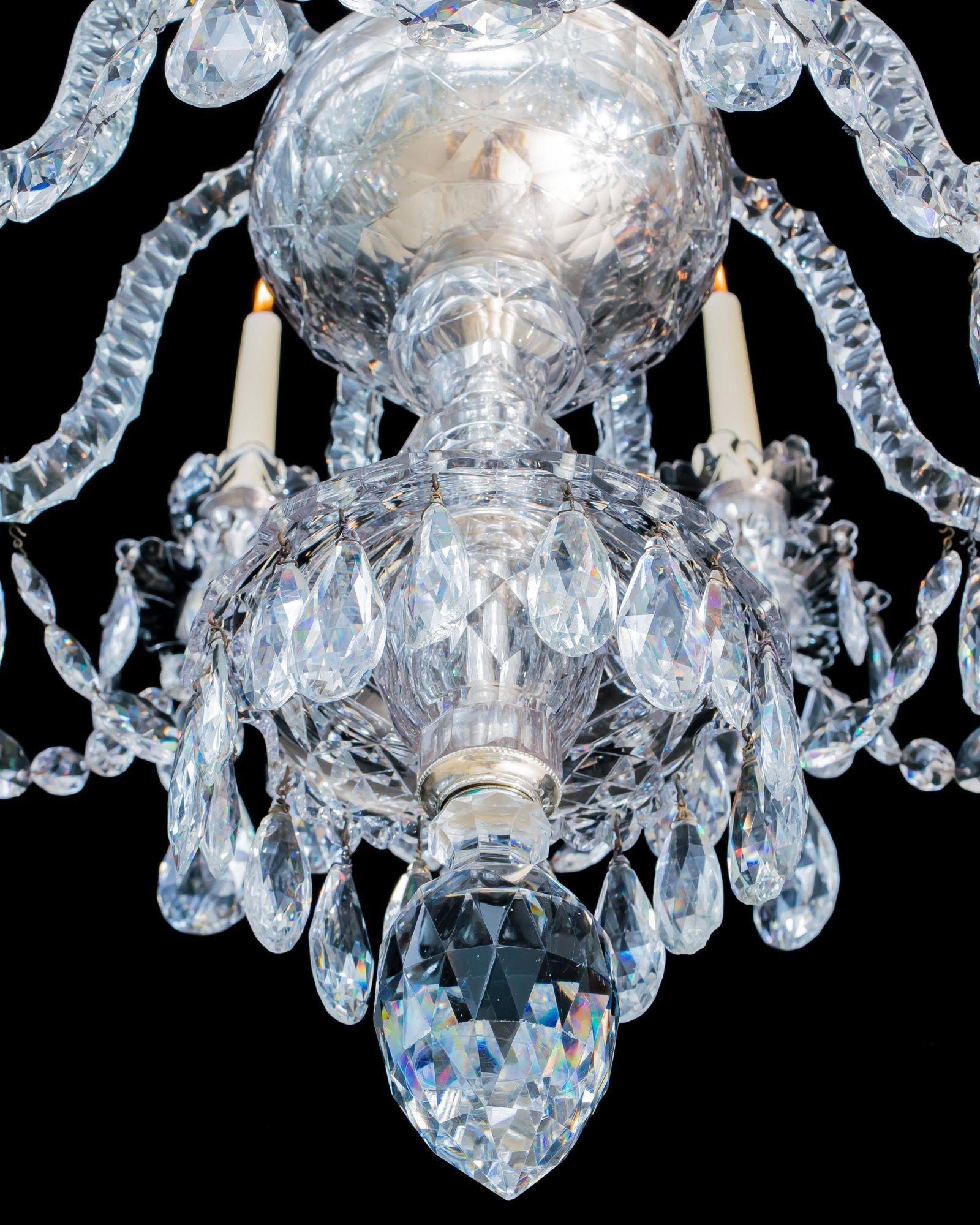 Fino al XVIII secolo A Fine George Iii Chandelier By Christopher Heady in vendita