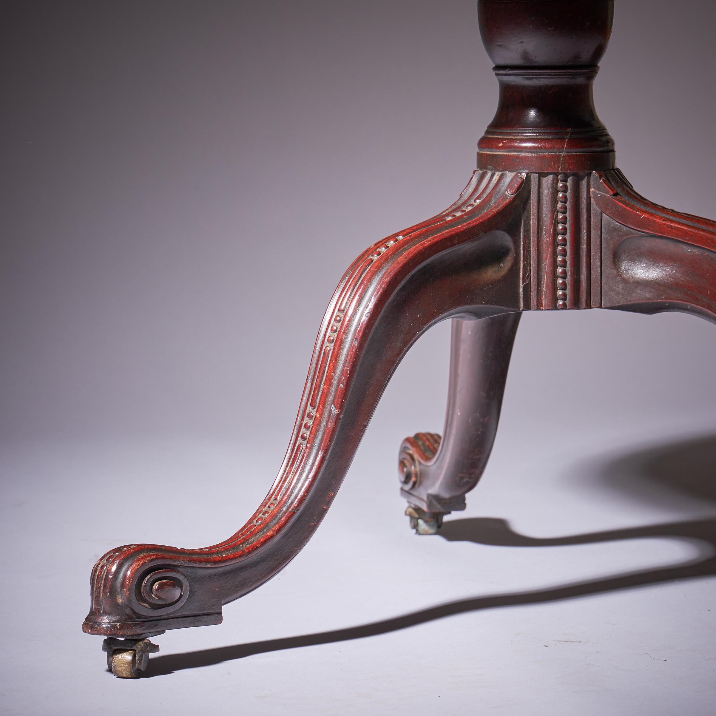 A Fine George III Chippendale Mahogany Dumb Waiter, Circa 1760. England.  For Sale 6
