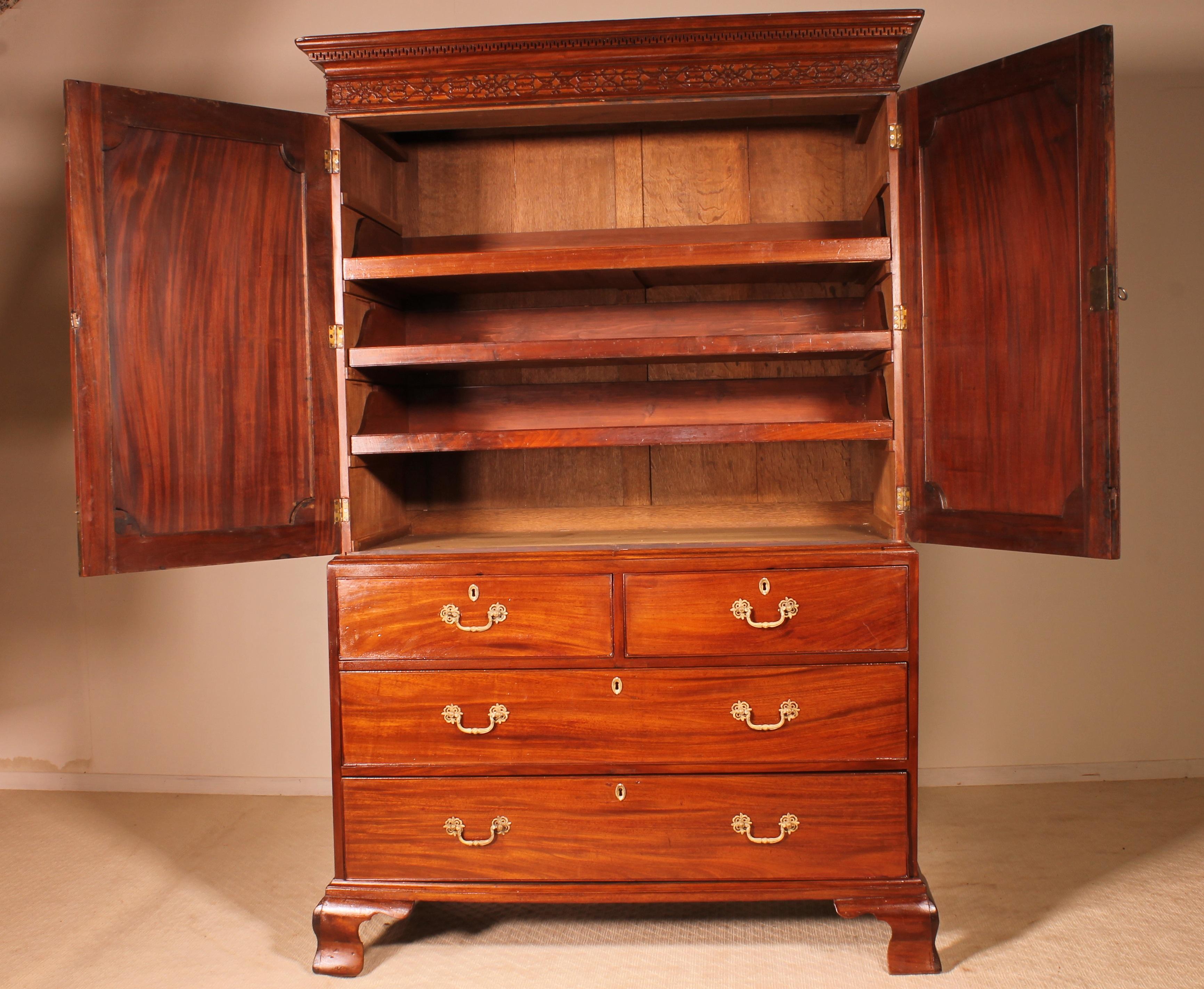 French Fine George III Period Mahogany Linen Press