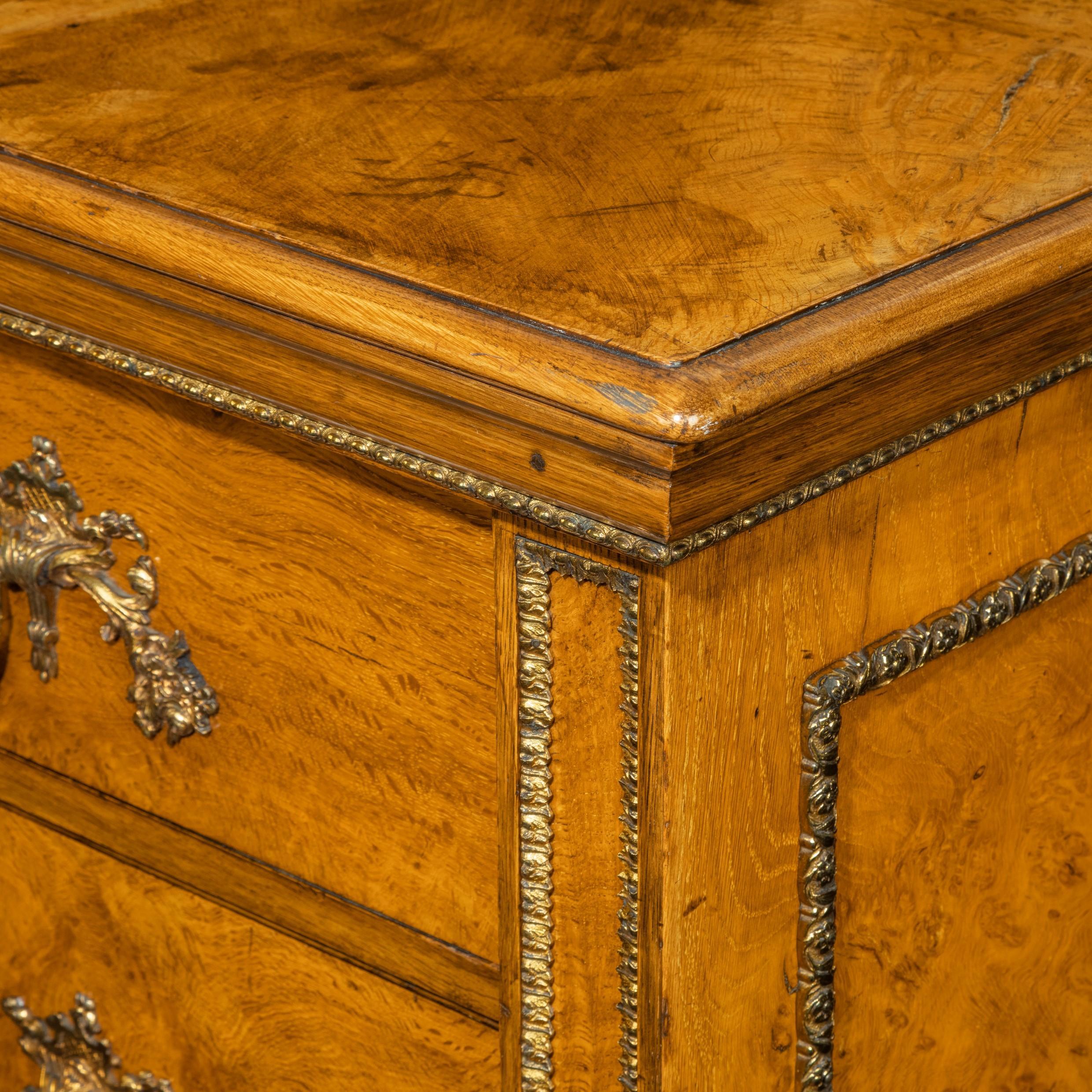 19th Century Fine George IV Burr Oak Chest of Drawers in the Manner of Morel and Seddon For Sale