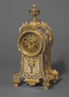 Feine Uhr aus vergoldeter Bronze und Champlevé-Emaille, um 1880