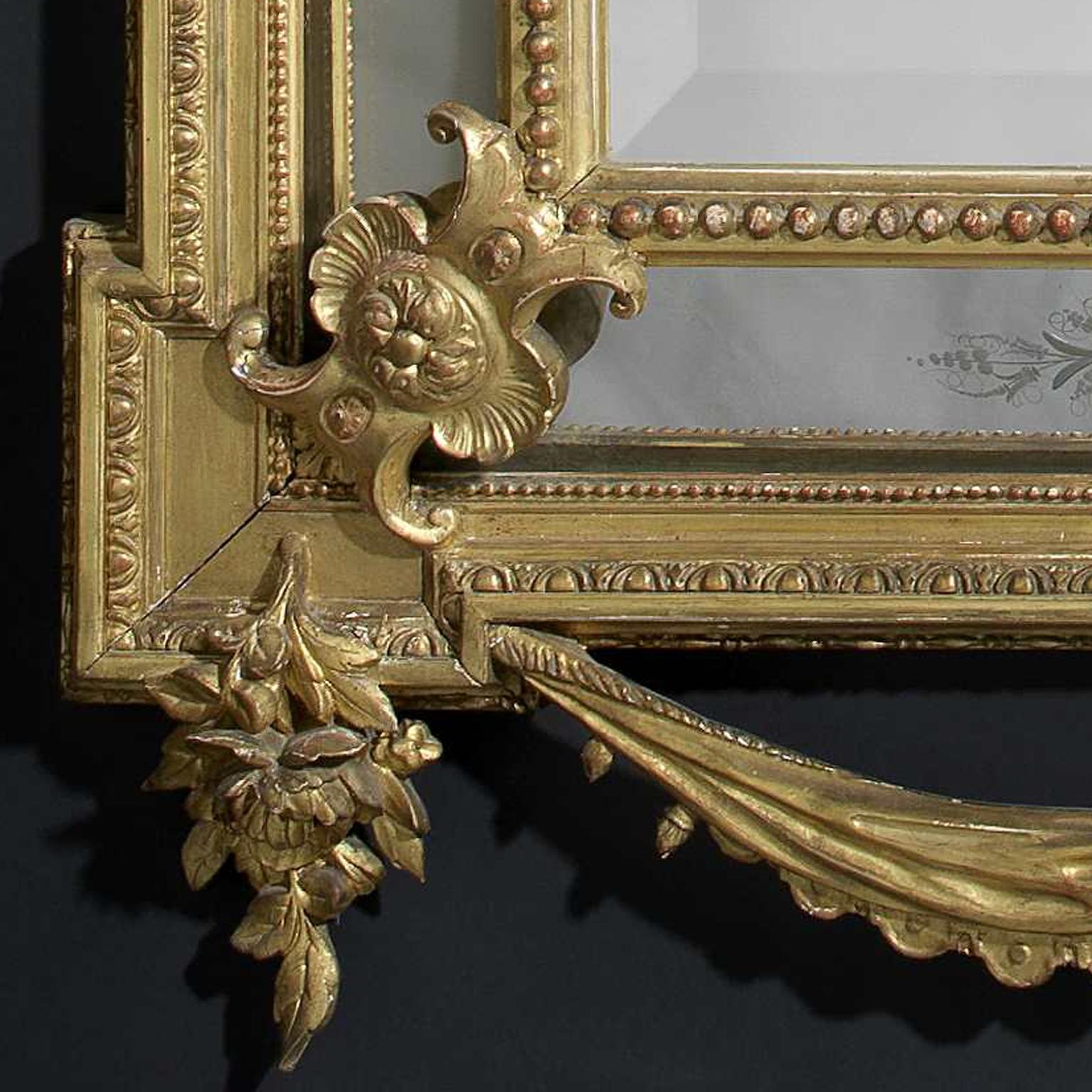 French Fine Giltwood Cushion Mirror with Etched Side Plates, circa 1880 For Sale