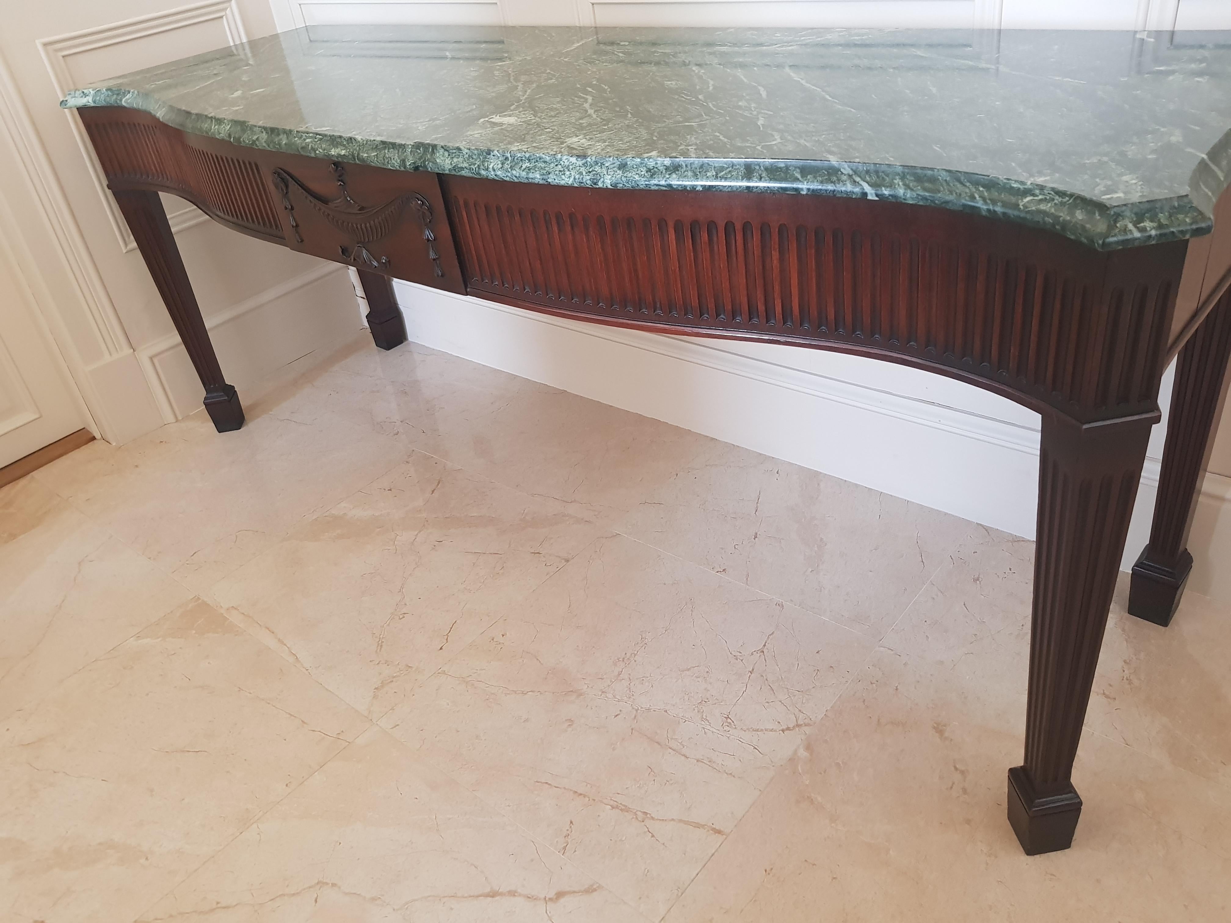 18th Century and Earlier Irish 18th Century Mahogany Serving Table- Provenance  - Druids Glen Co. Wicklow For Sale