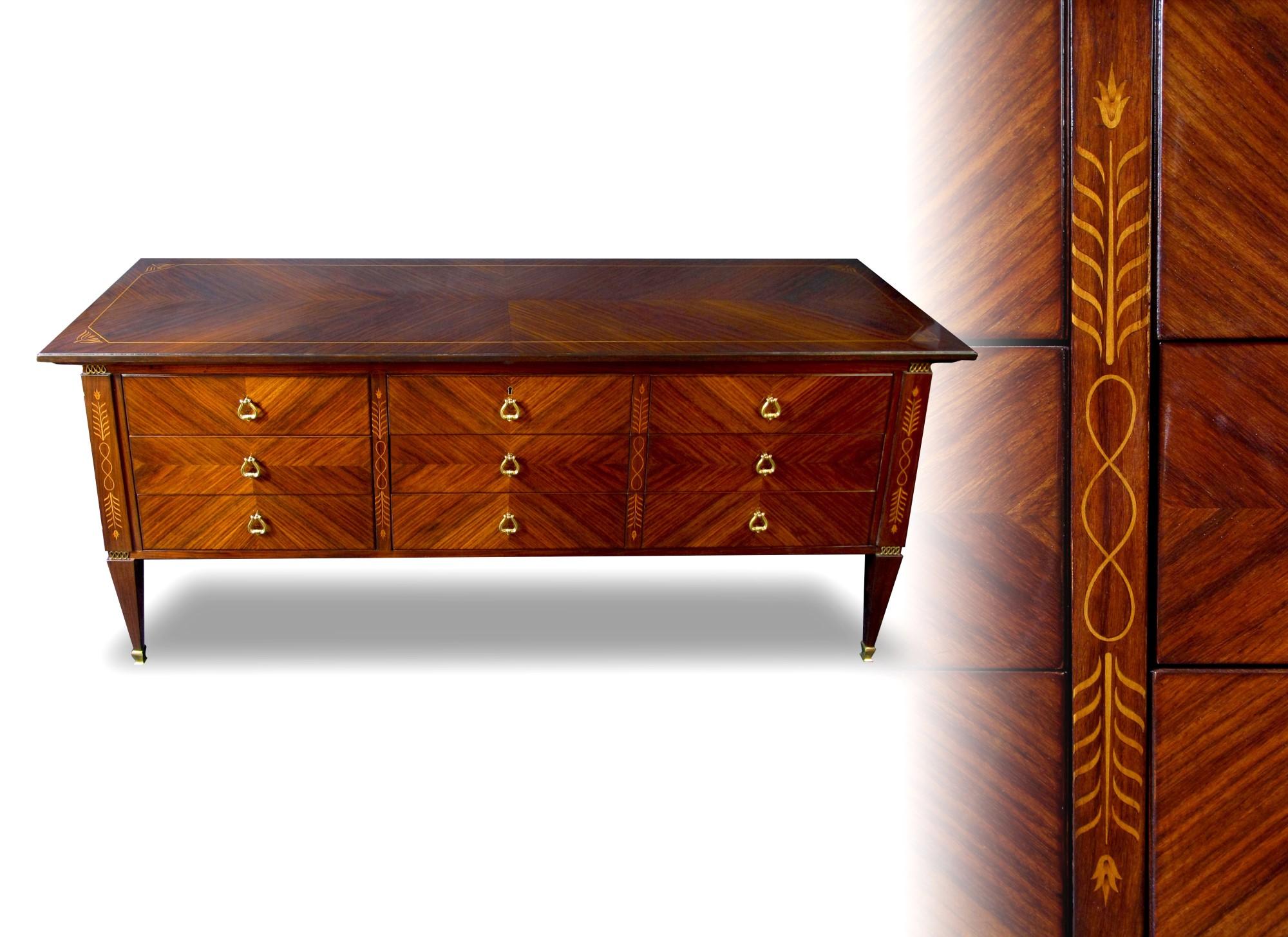 Fine Italian Modern Inlaid Commode, Paolo Buffa In Good Condition For Sale In Hollywood, FL