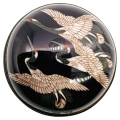 Fina caja kogo japonesa de esmalte cloisonné. Periodo Meiji
