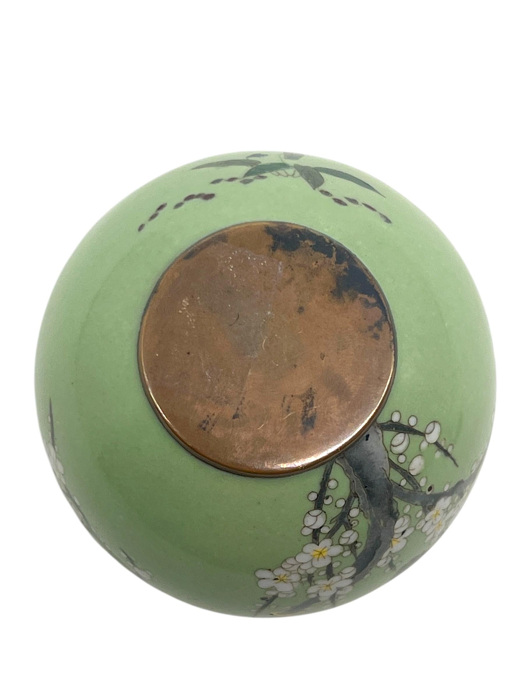 A Fine Japanese Cloisonne Enamel Koro. Meiji period For Sale 5