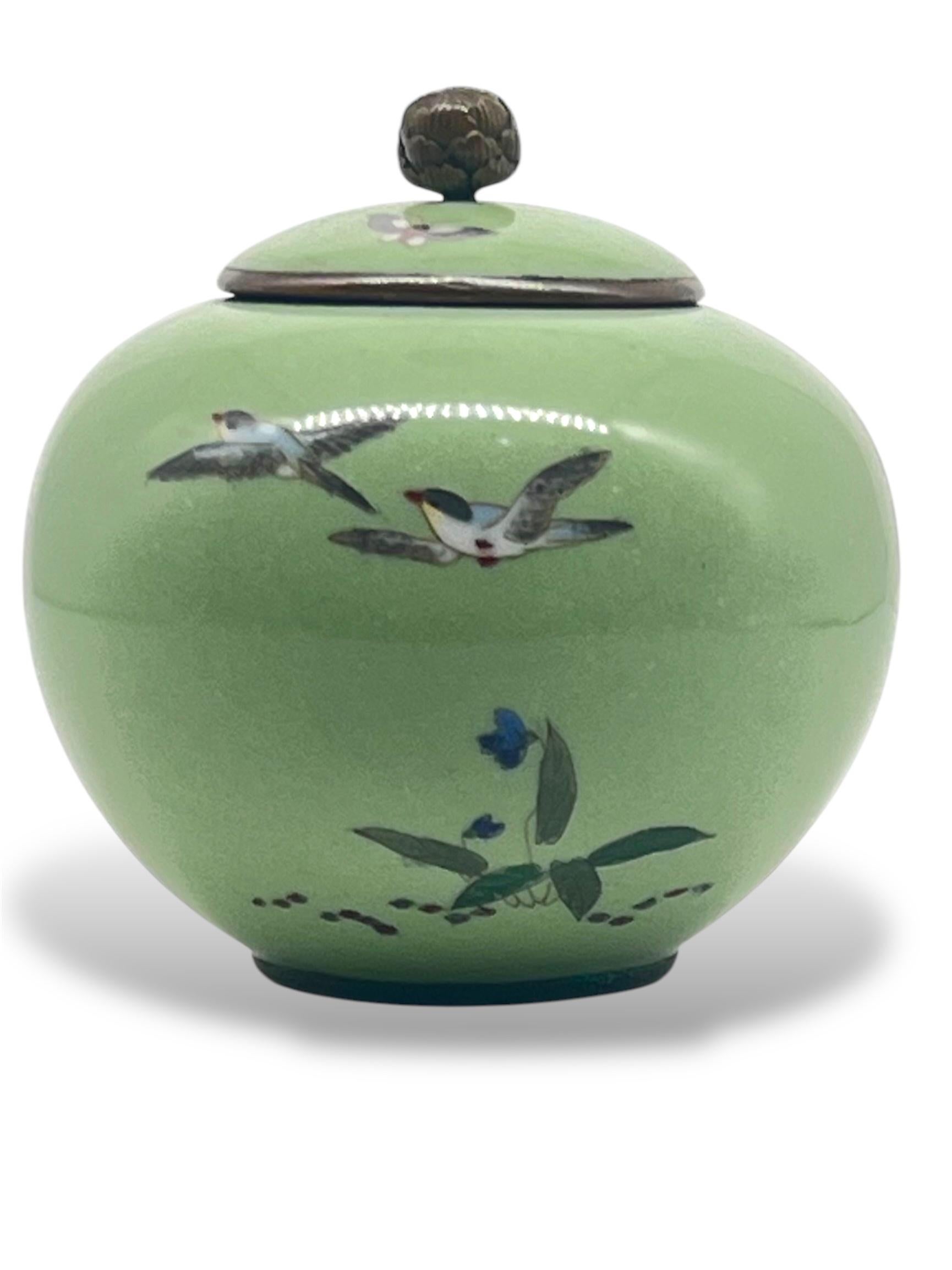 A Fine Japanese Cloisonne Enamel Koro. Meiji period For Sale 14