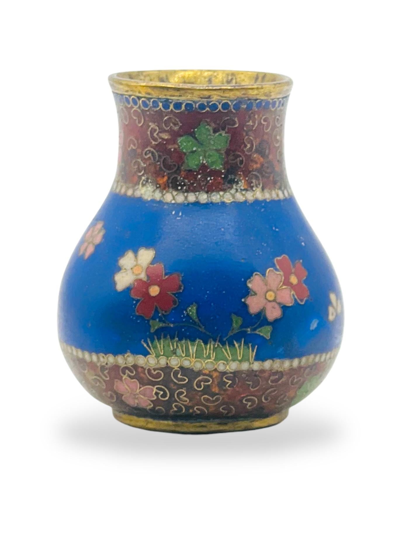 Feine japanische Cloisonné-Emaille-Vase im Stil des frühen Namikawa Yasuyuki im Angebot 11