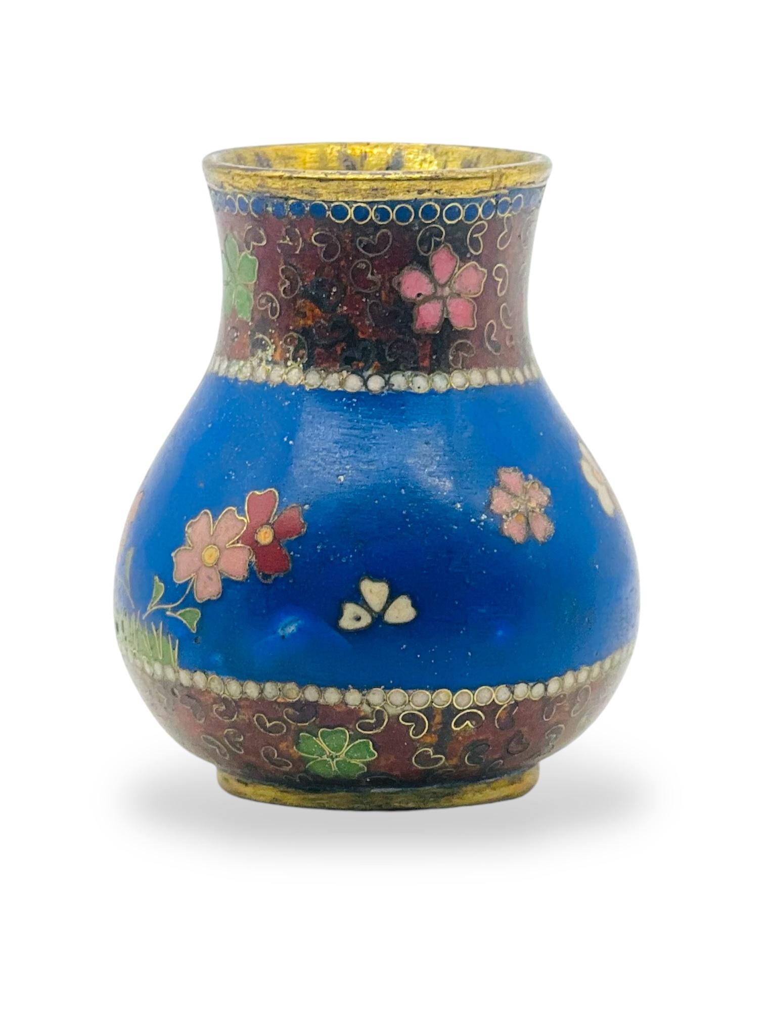 Feine japanische Cloisonné-Emaille-Vase im Stil des frühen Namikawa Yasuyuki im Angebot 12