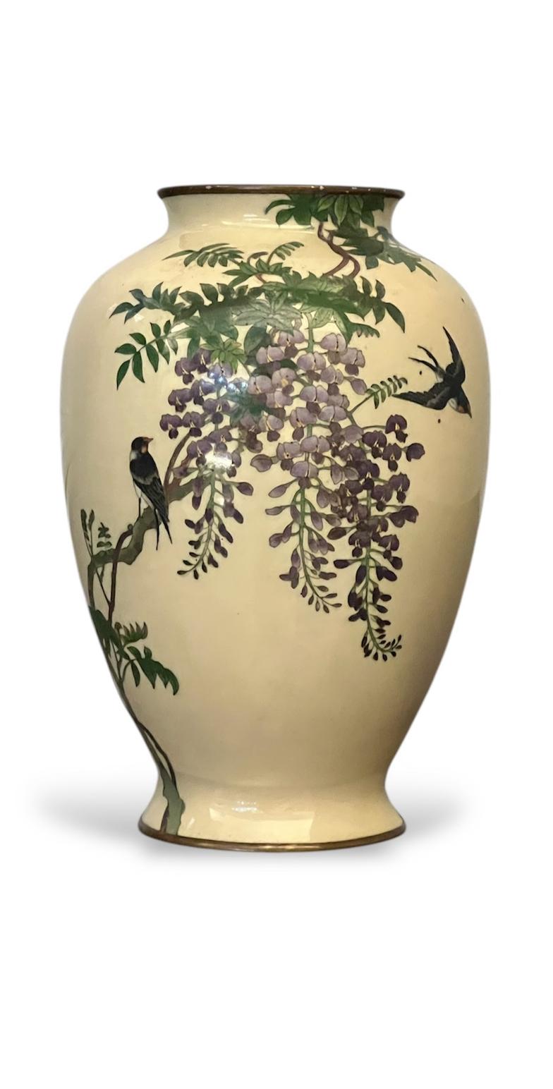 A Fine Japanese Cloisonné Enamel Vase with Swallows and Wisteria, Signed Goto For Sale 14