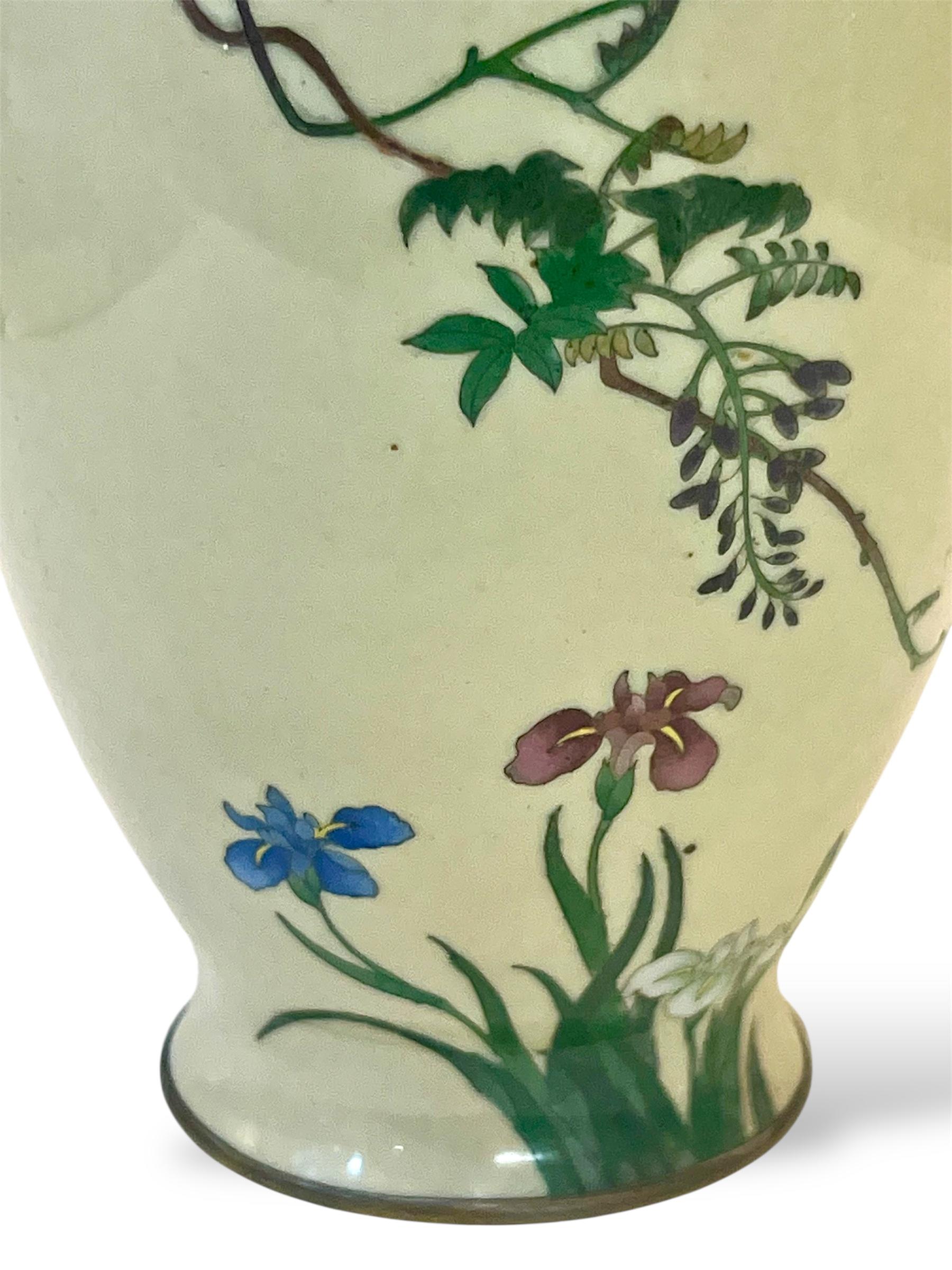 A Fine Japanese Cloisonné Enamel Vase with Swallows and Wisteria, Signed Goto For Sale 3