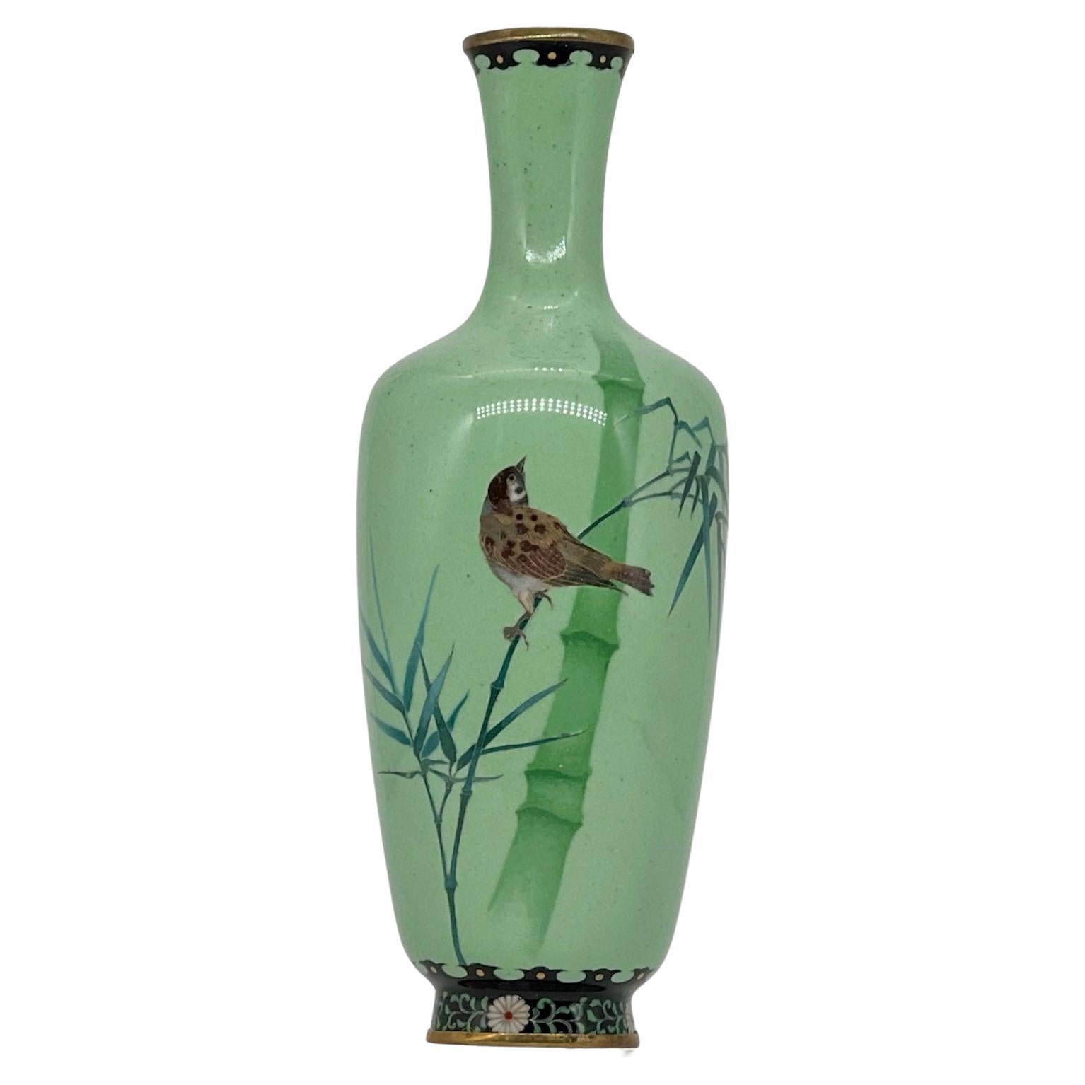A Fine Japanese Cloisonne Enamel Wire & Wireless Vase attributed to Ando. For Sale