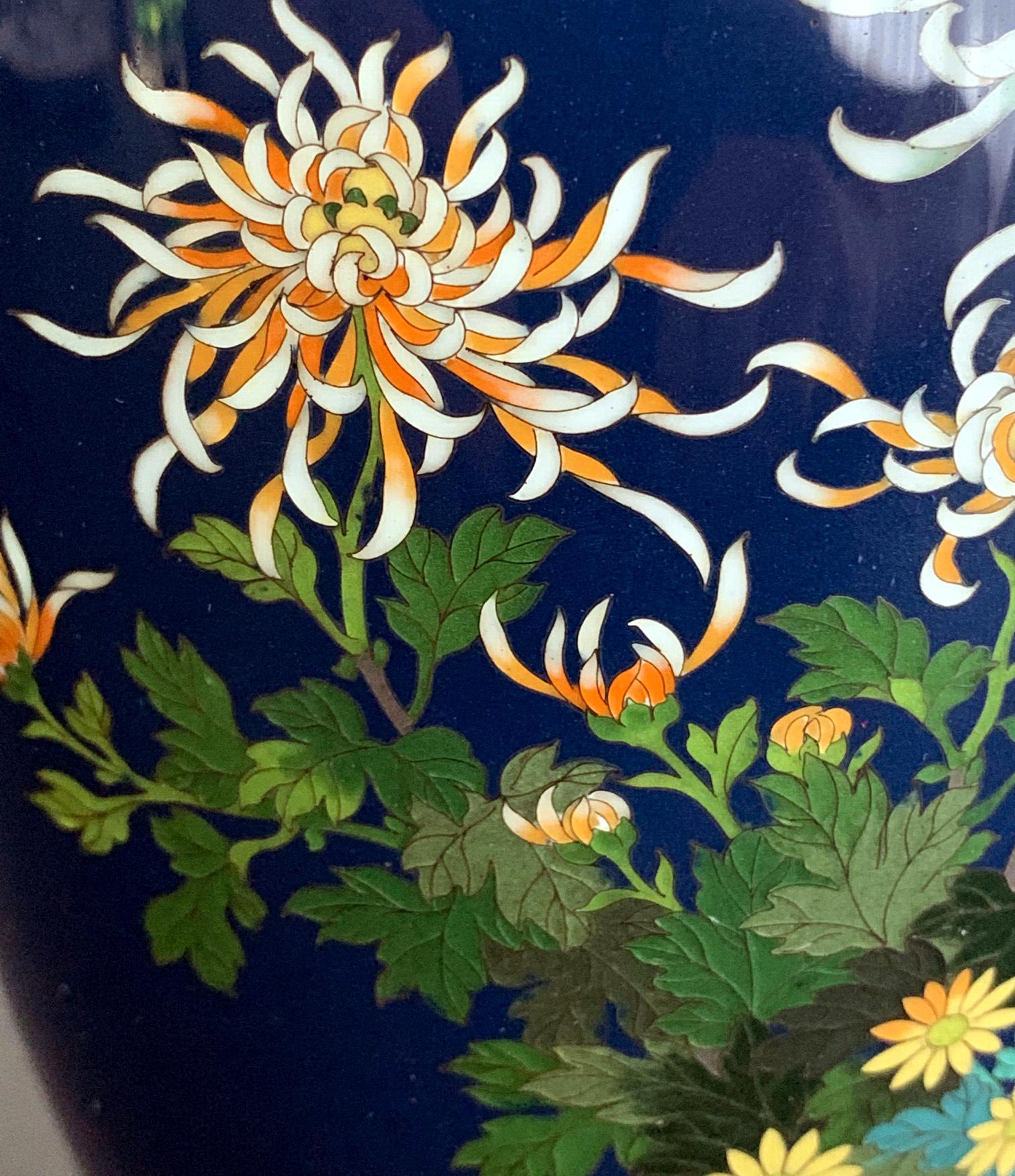 Fine Japanese Cloisonne Vase by Hayashi Kodenji In Good Condition In Atlanta, GA