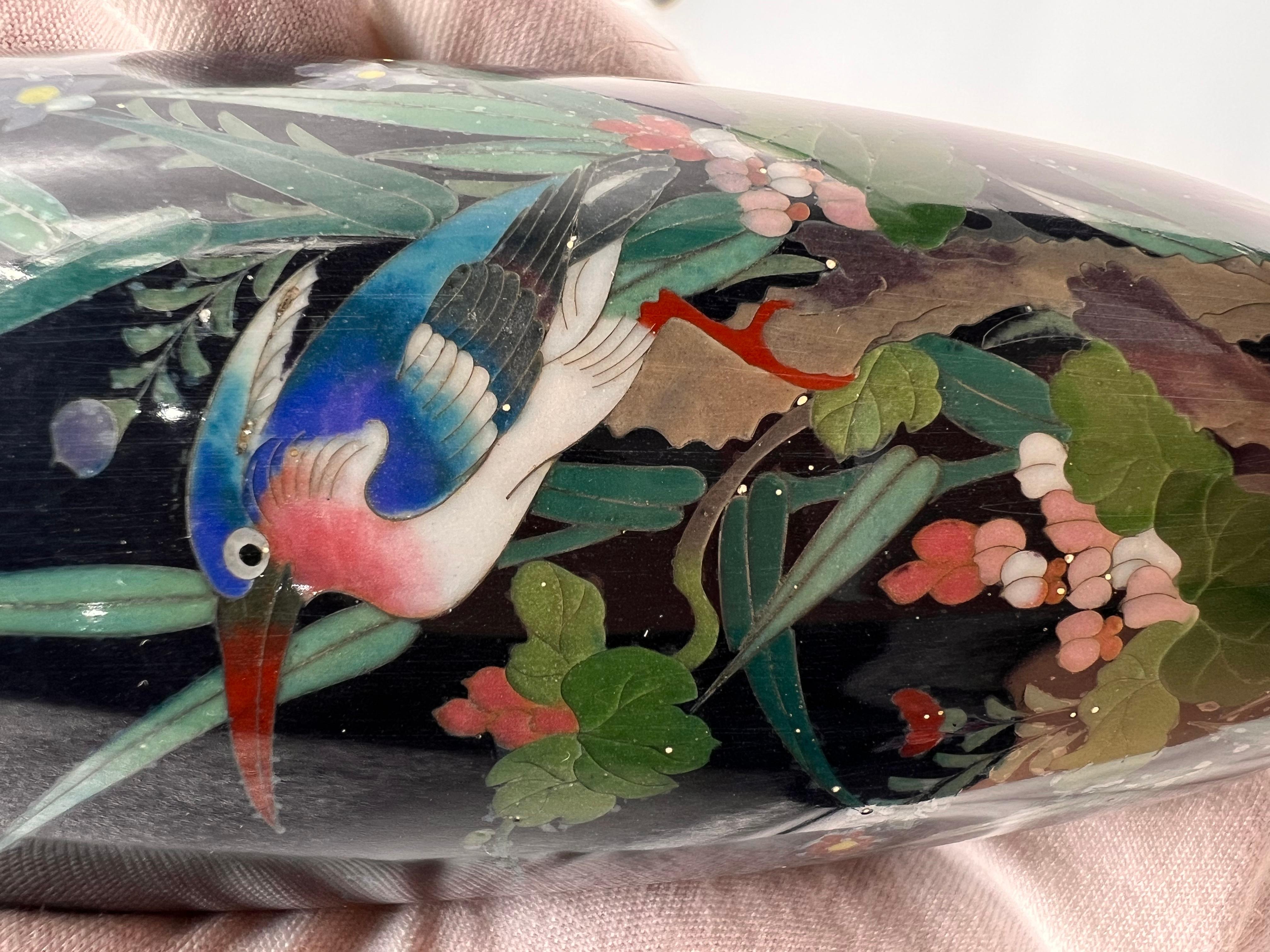 Fine Japanese Kyoto Shippo Cloisonne Enamel Vase, 19th C  For Sale 3