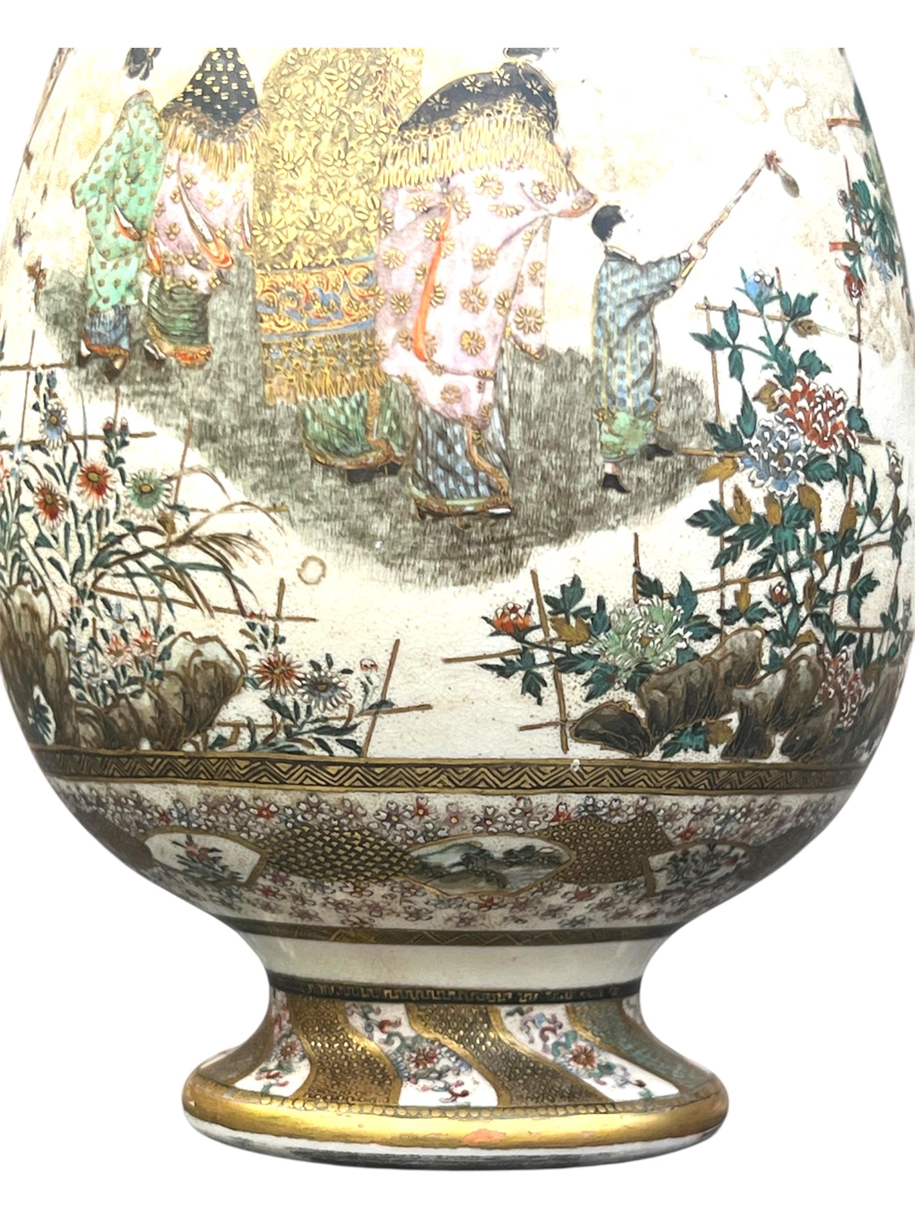 Un beau vase japonais Satsuma . Période Meiji. Kinkozan en vente 10
