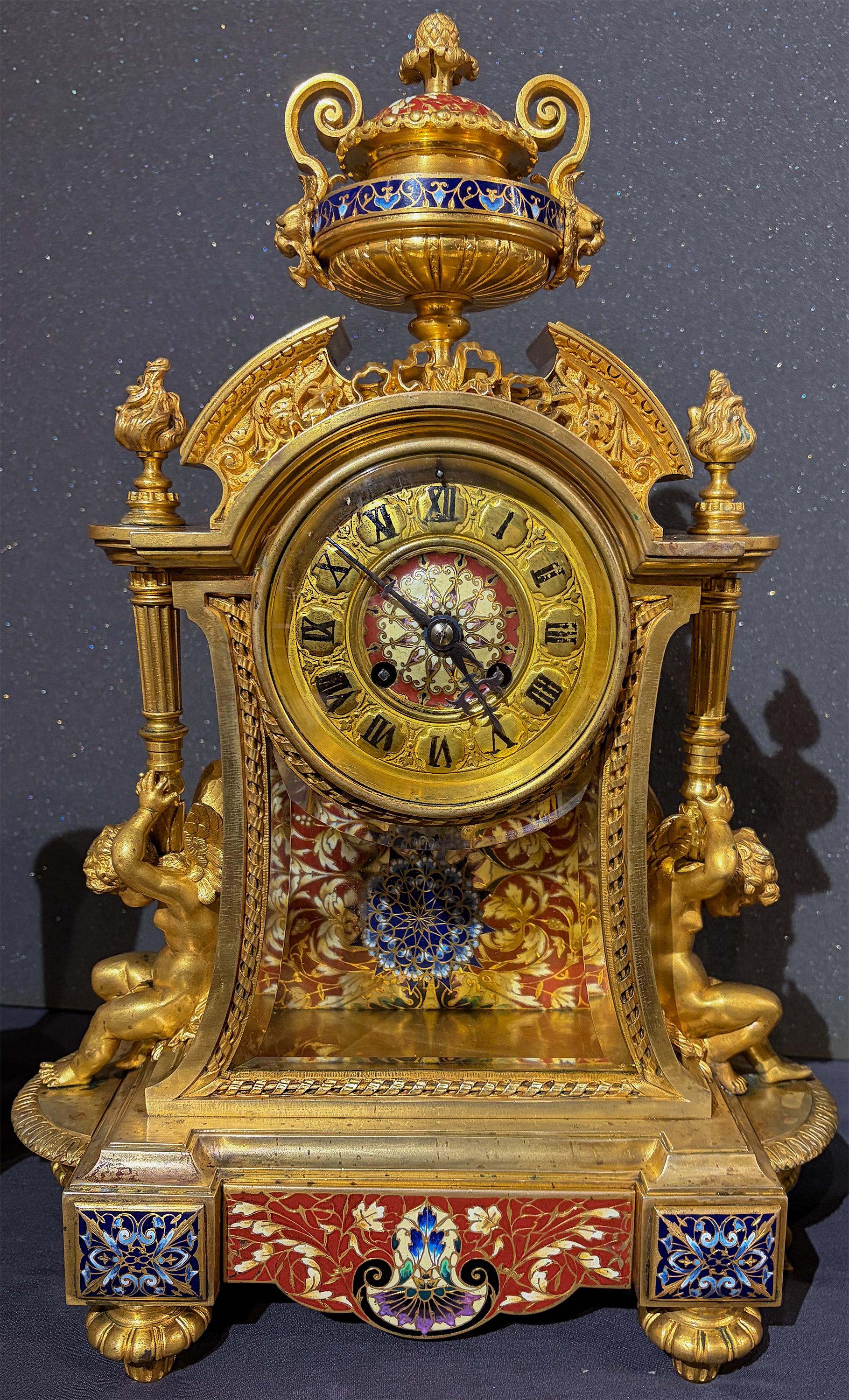 Calco A Fine Japy Frères Gilt Bronze and Red Enamel Champlevé Garniture Clock Set in vendita