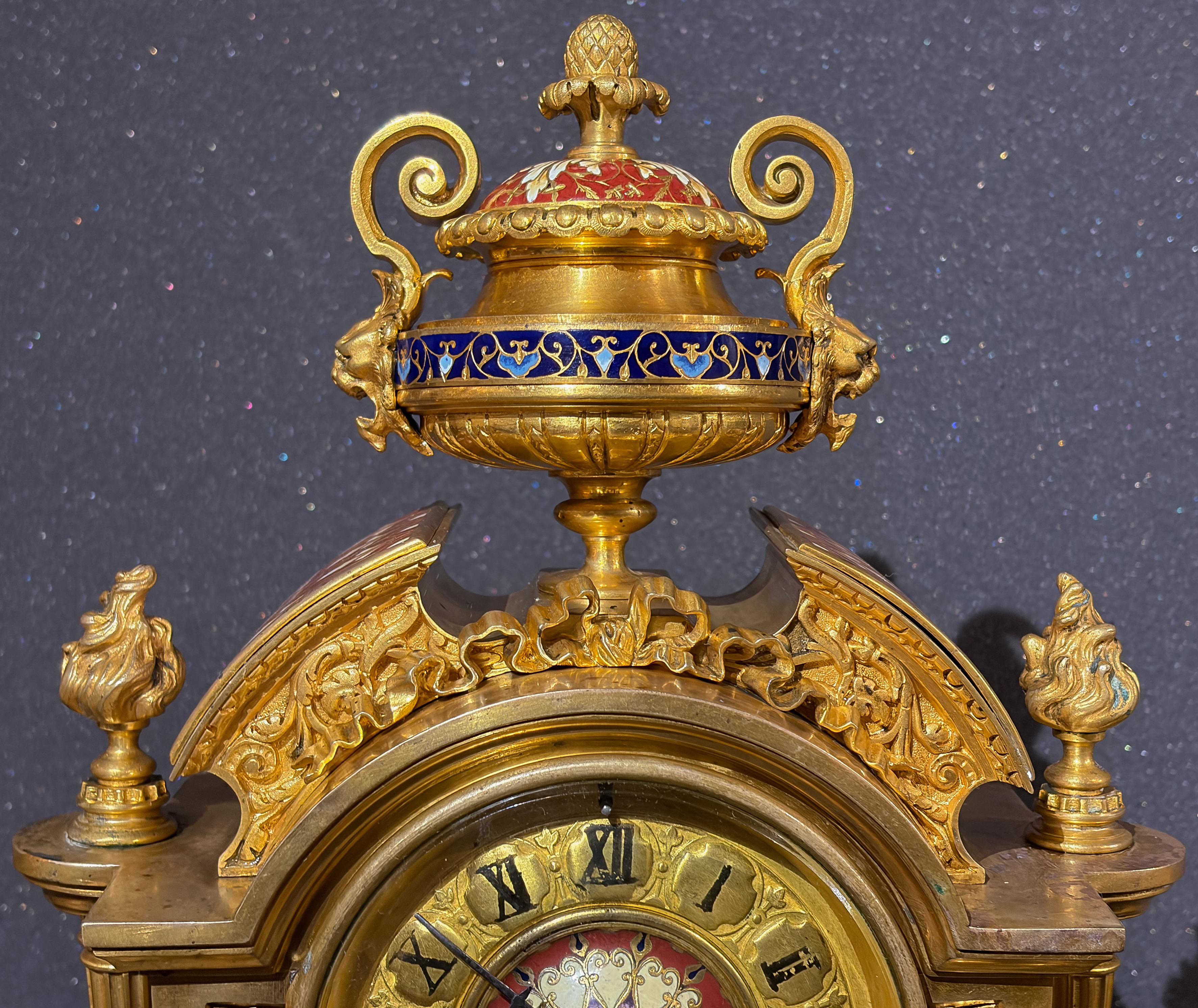 A Fine Japy Frères Gilt Bronze and Red Enamel Champlevé Garniture Clock Set In condizioni buone in vendita a New York, NY