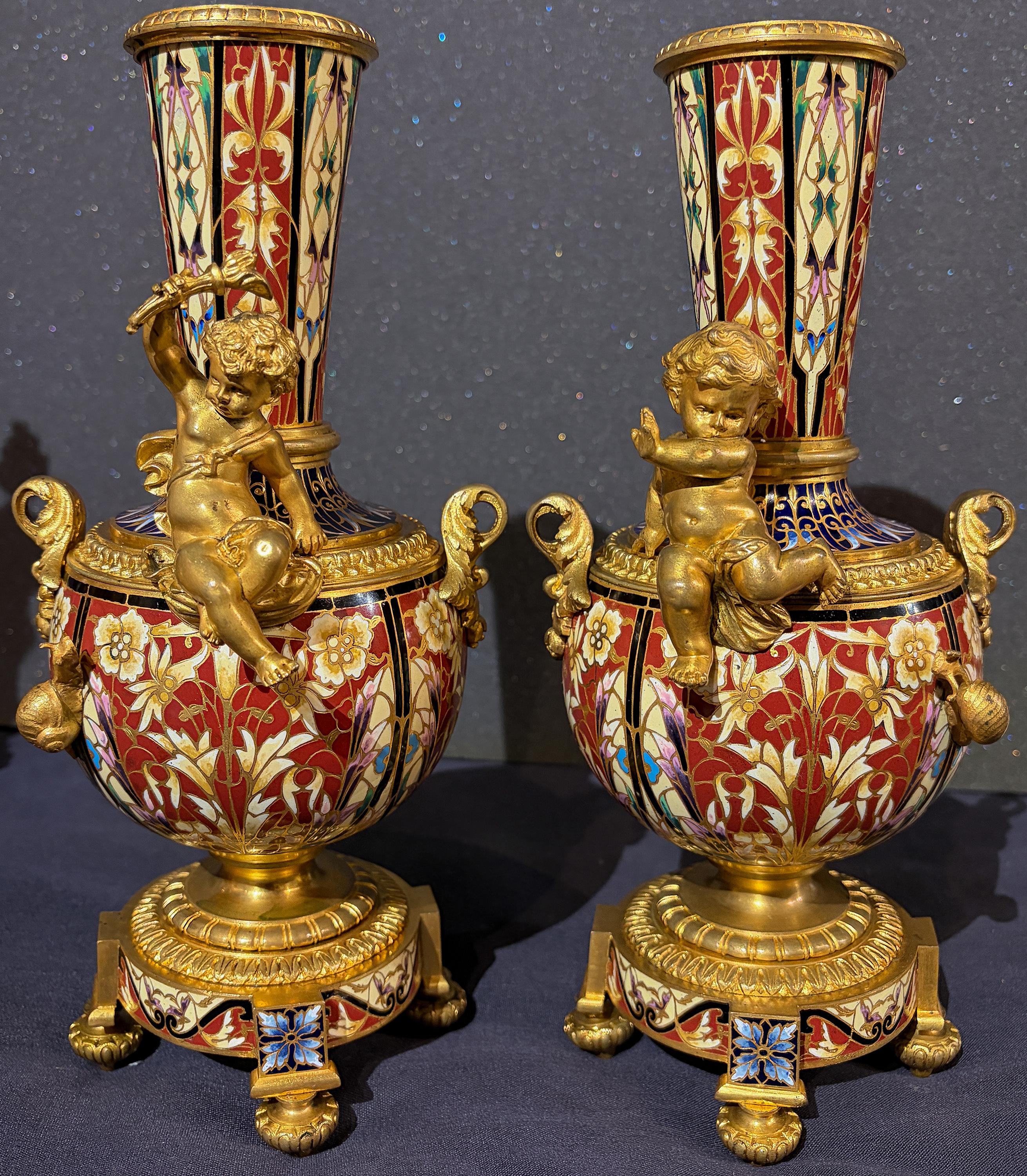 A Fine Japy Frères Gilt Bronze and Red Enamel Champlevé Garniture Clock Set in vendita 2