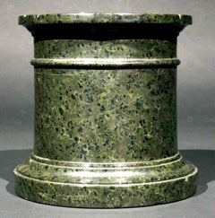 A Fine & Large 19th Century Grand Tour Serpentine Marble Socle, Italy Circa 1800