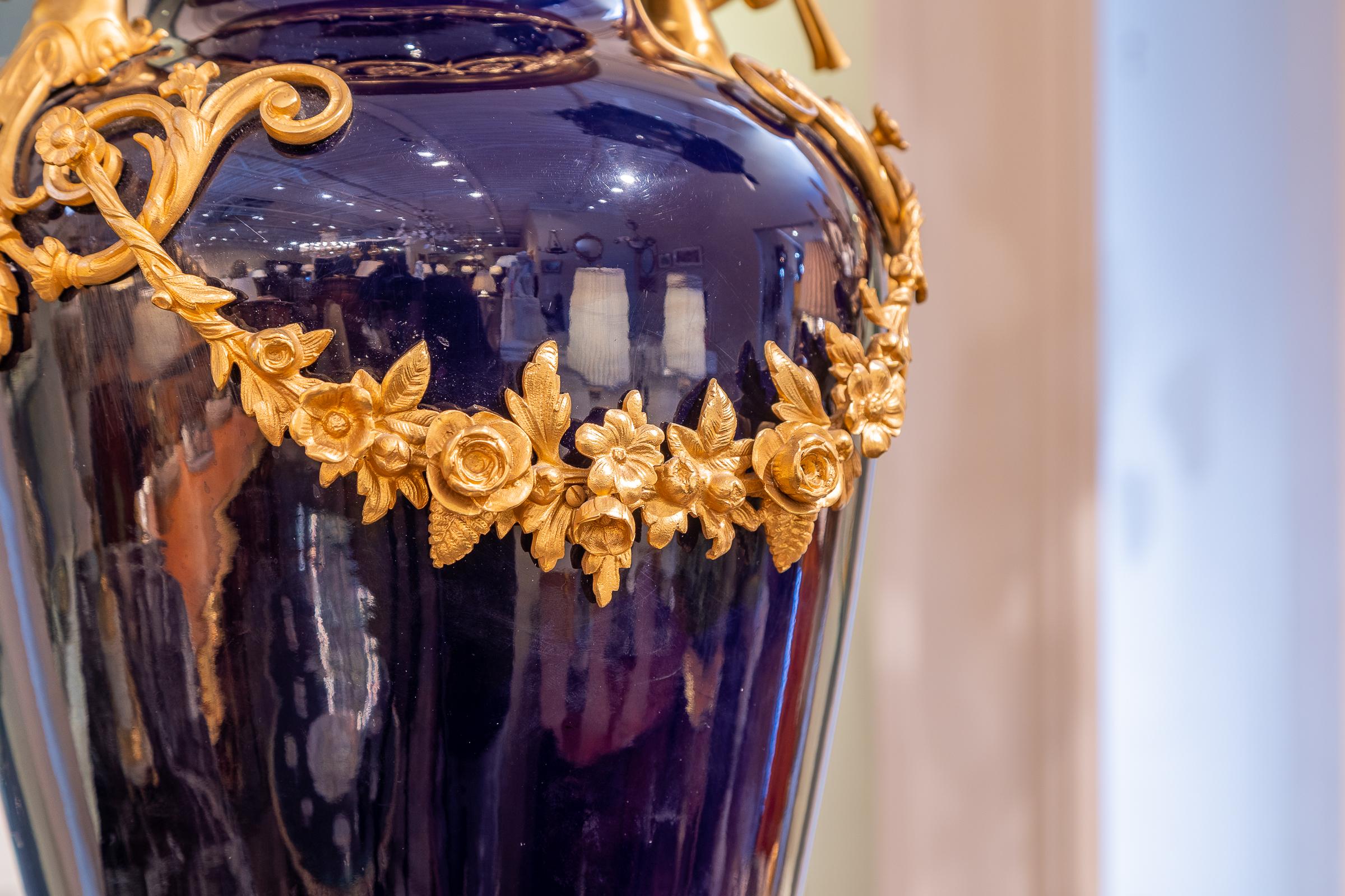 Fine Large Lidded 19th Century Sevre's Porcelain and Gilt Bronze Mounted Vase In Good Condition In Dallas, TX