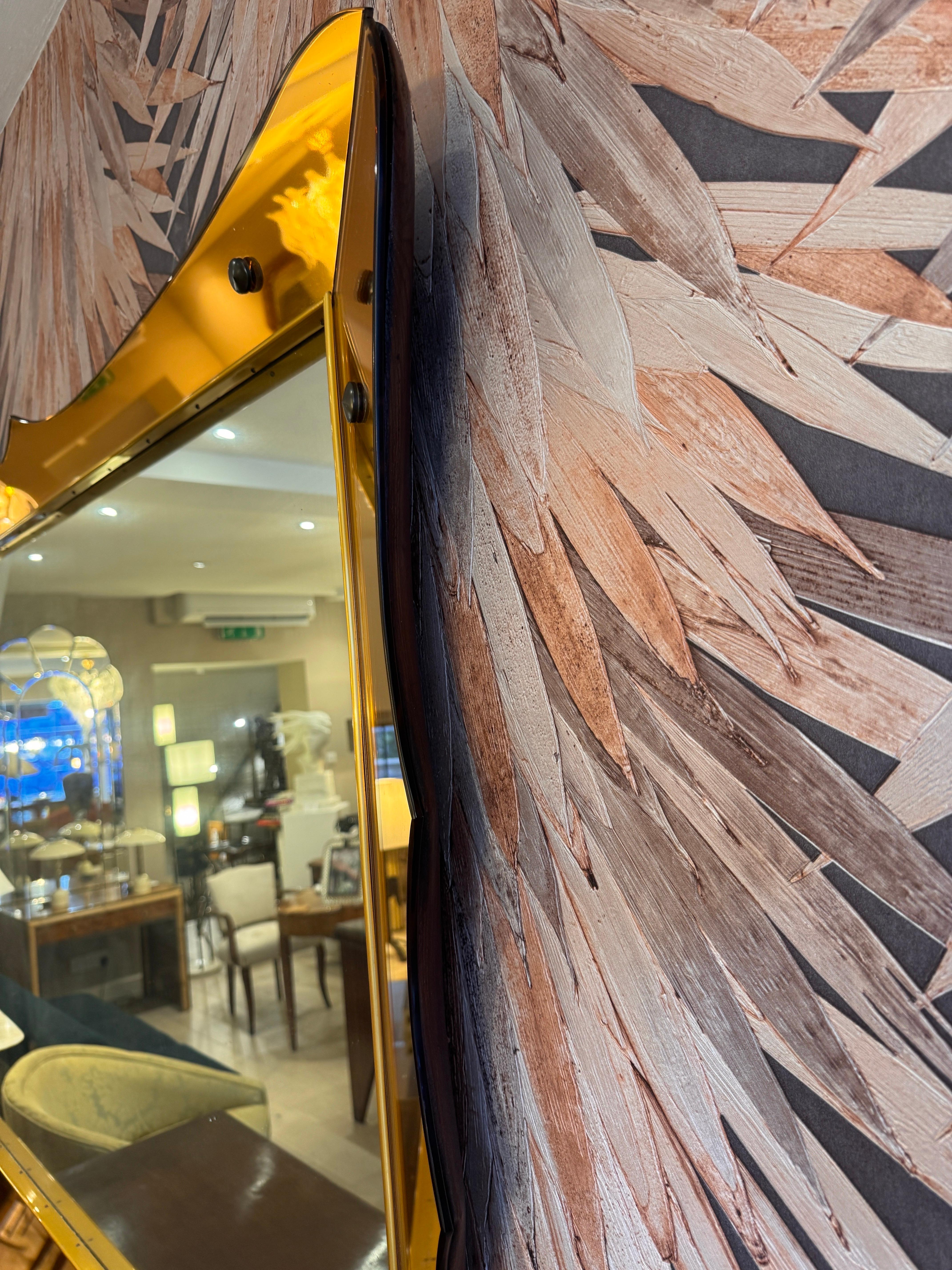 italien Miroir horizontal en verre doré rose de Cristal Arte. en vente