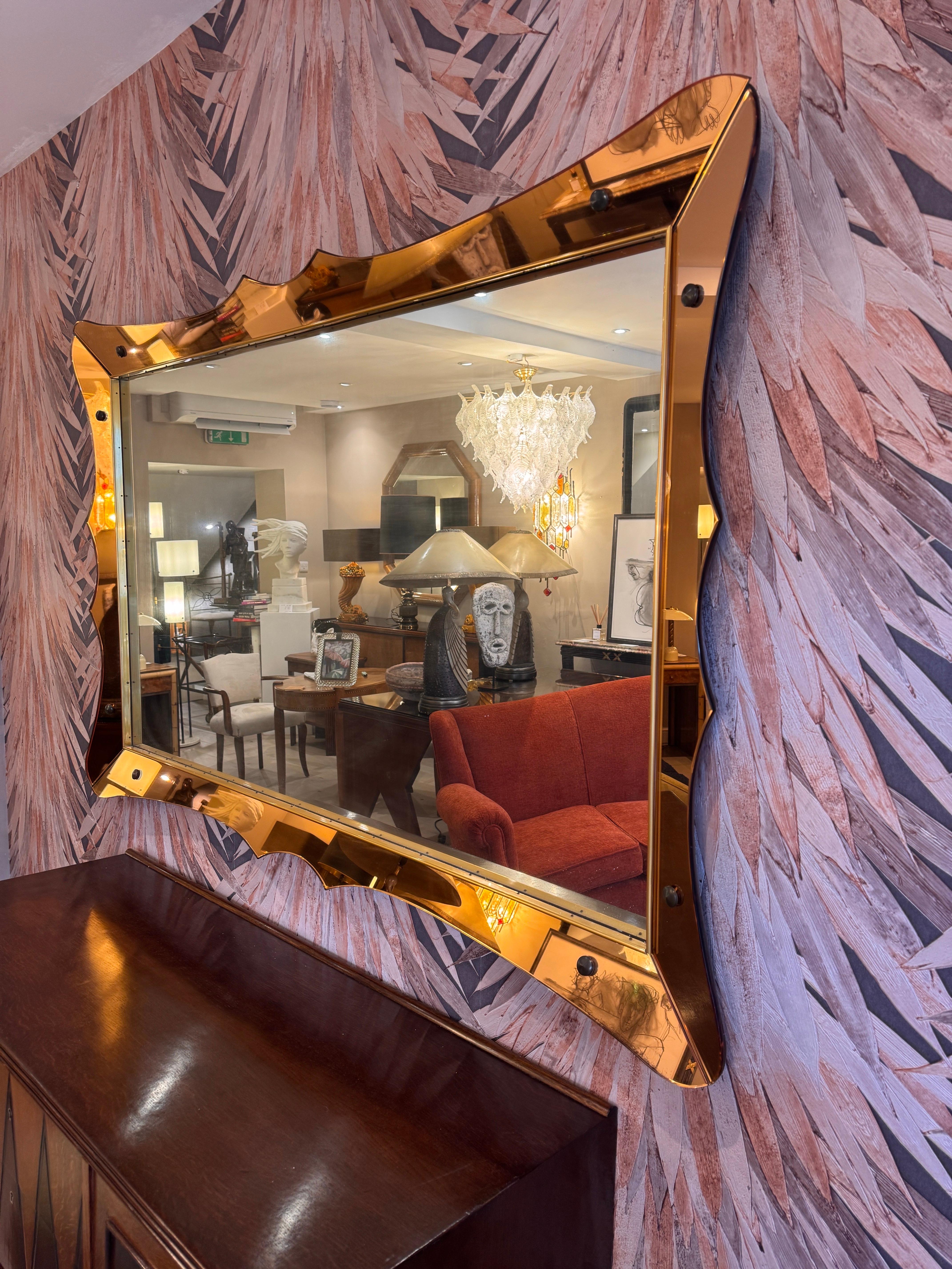 Laiton Miroir horizontal en verre doré rose de Cristal Arte. en vente