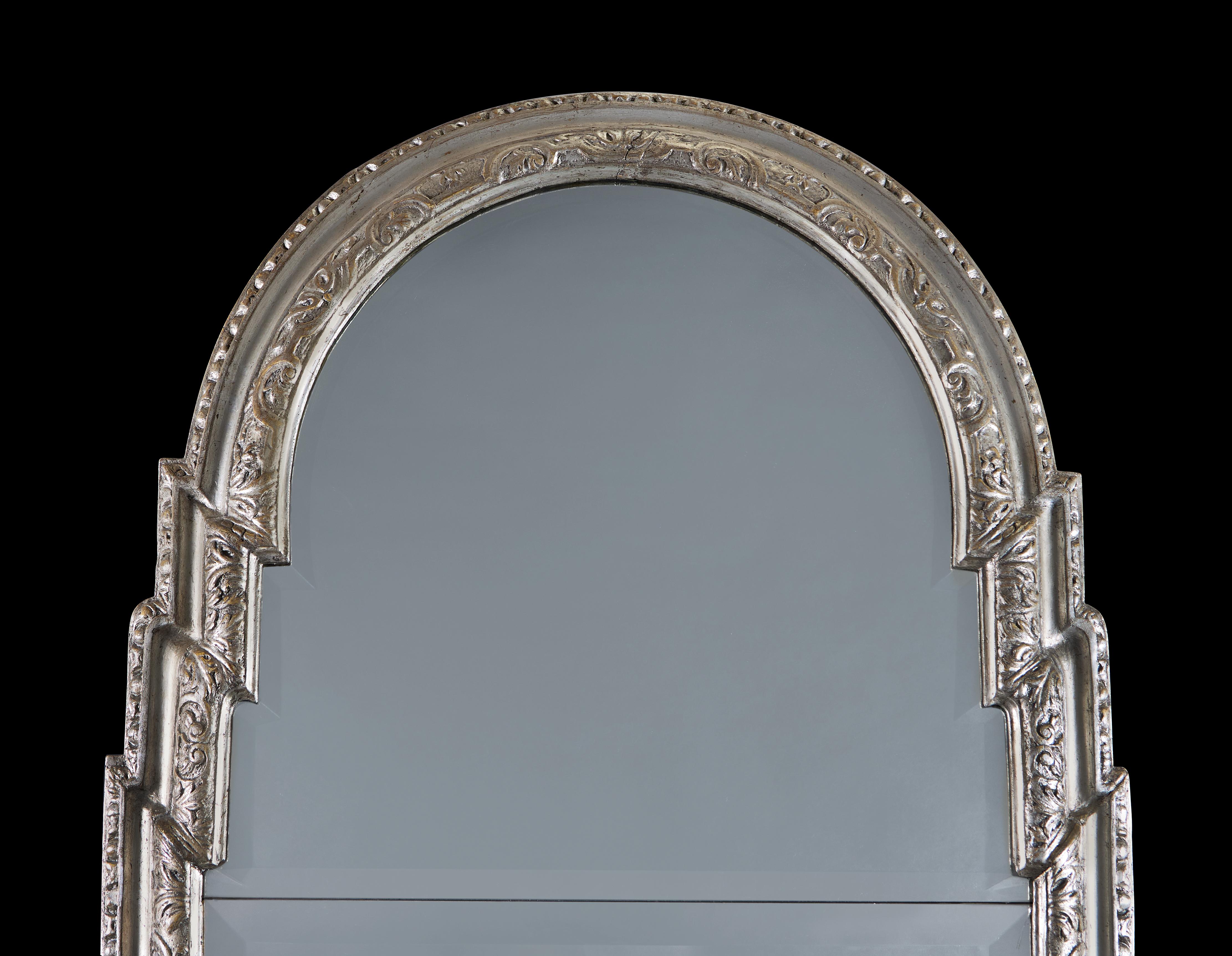 Queen Anne Fine Late 18th Century Silver Gilt Pier Glass Mirror For Sale