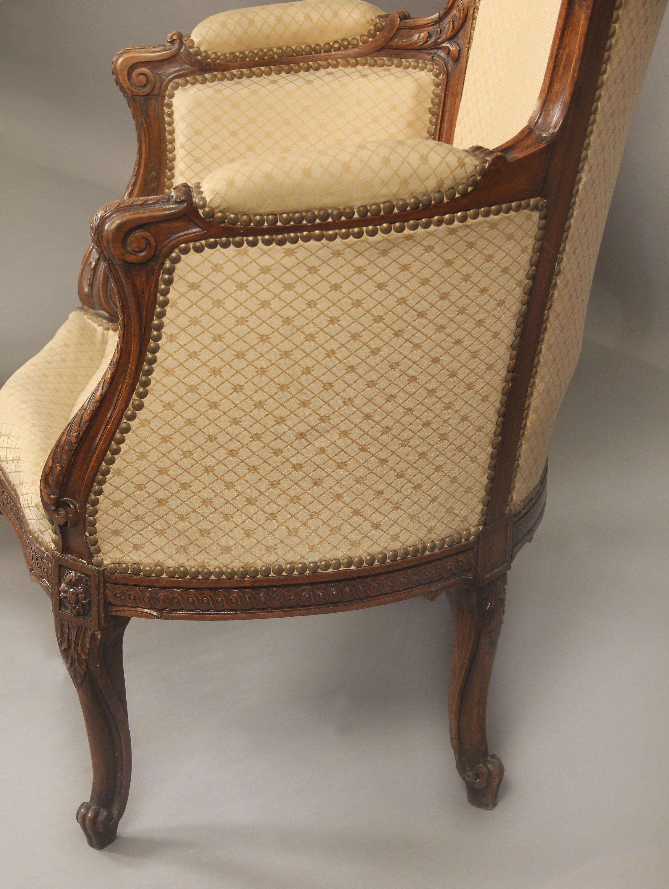 French Fine Late 19th Century Louis XV Style Carved Wood Bergère