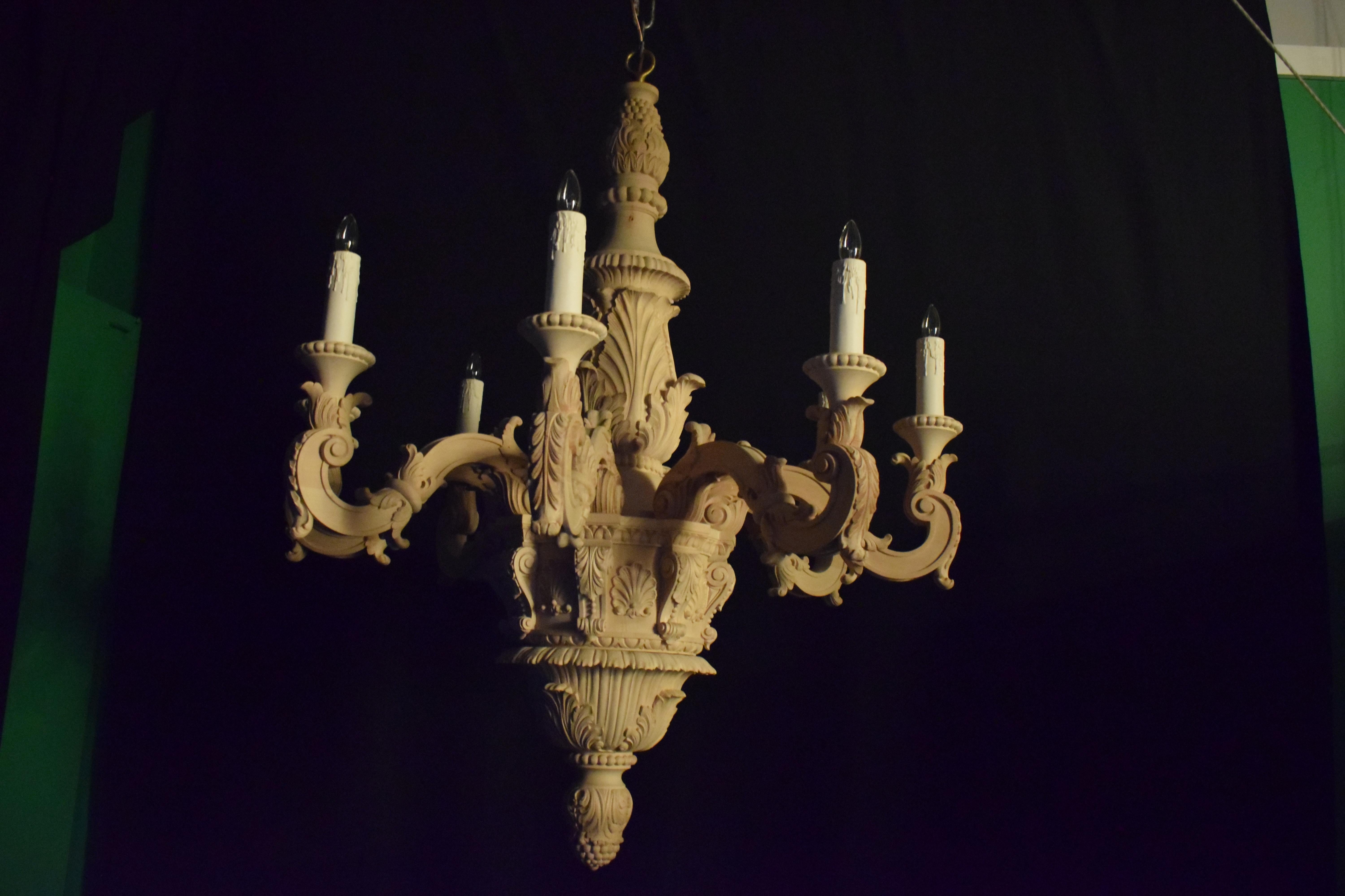 Fine Louis XIV Style Wooden Chandelier For Sale 5