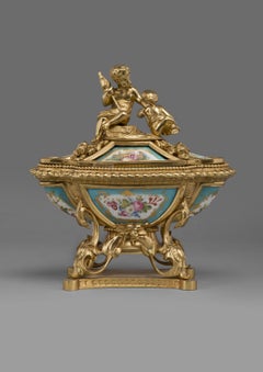 Fine Louis XV Style Gilt-Bronze and Sèvres Style Porcelain Inkwell, circa 1890