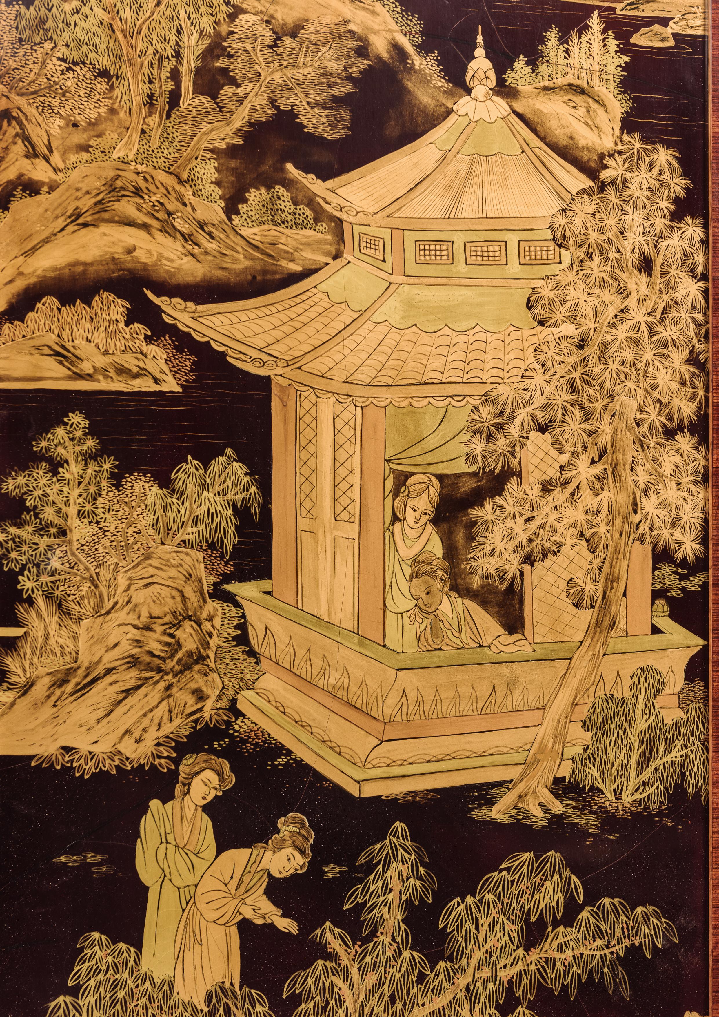 Fine armoire d'appoint de style Louis XV en laque japonaise d'Henri Nelson, de vers 1900 Bon état - En vente à Brighton, West Sussex