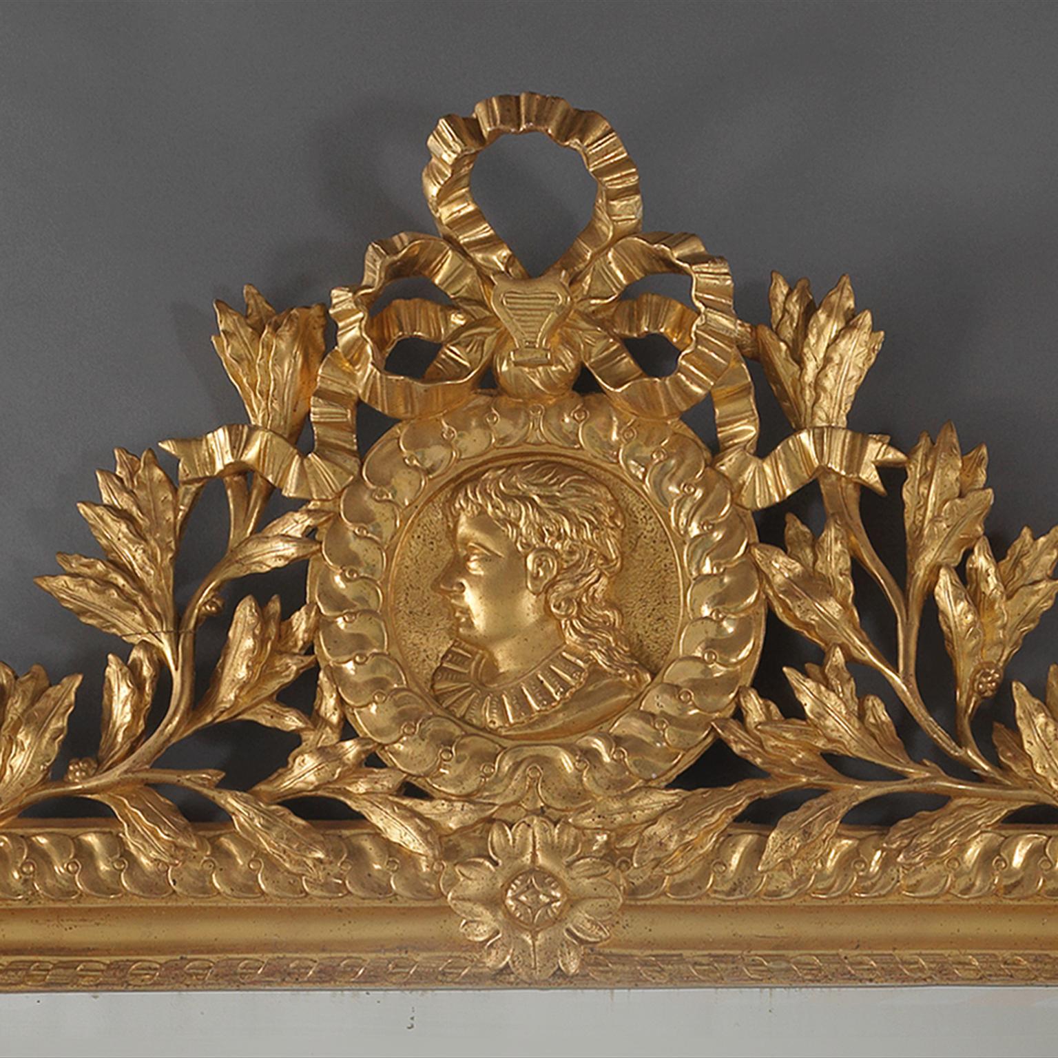 French Fine Louis XVI Style Carved Giltwood Mirror, circa 1890 For Sale