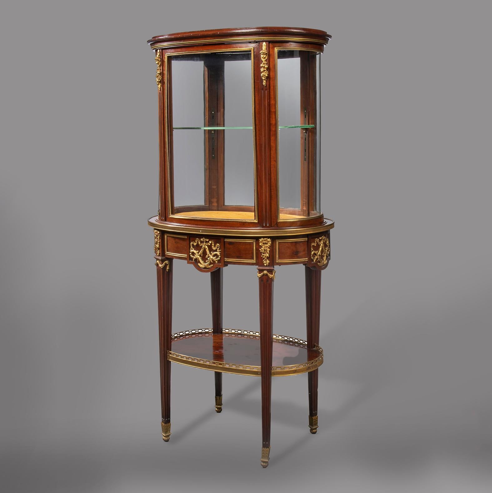 French A Fine Louis XVI Style Centre Display Cabinet by Paul Sormani For Sale