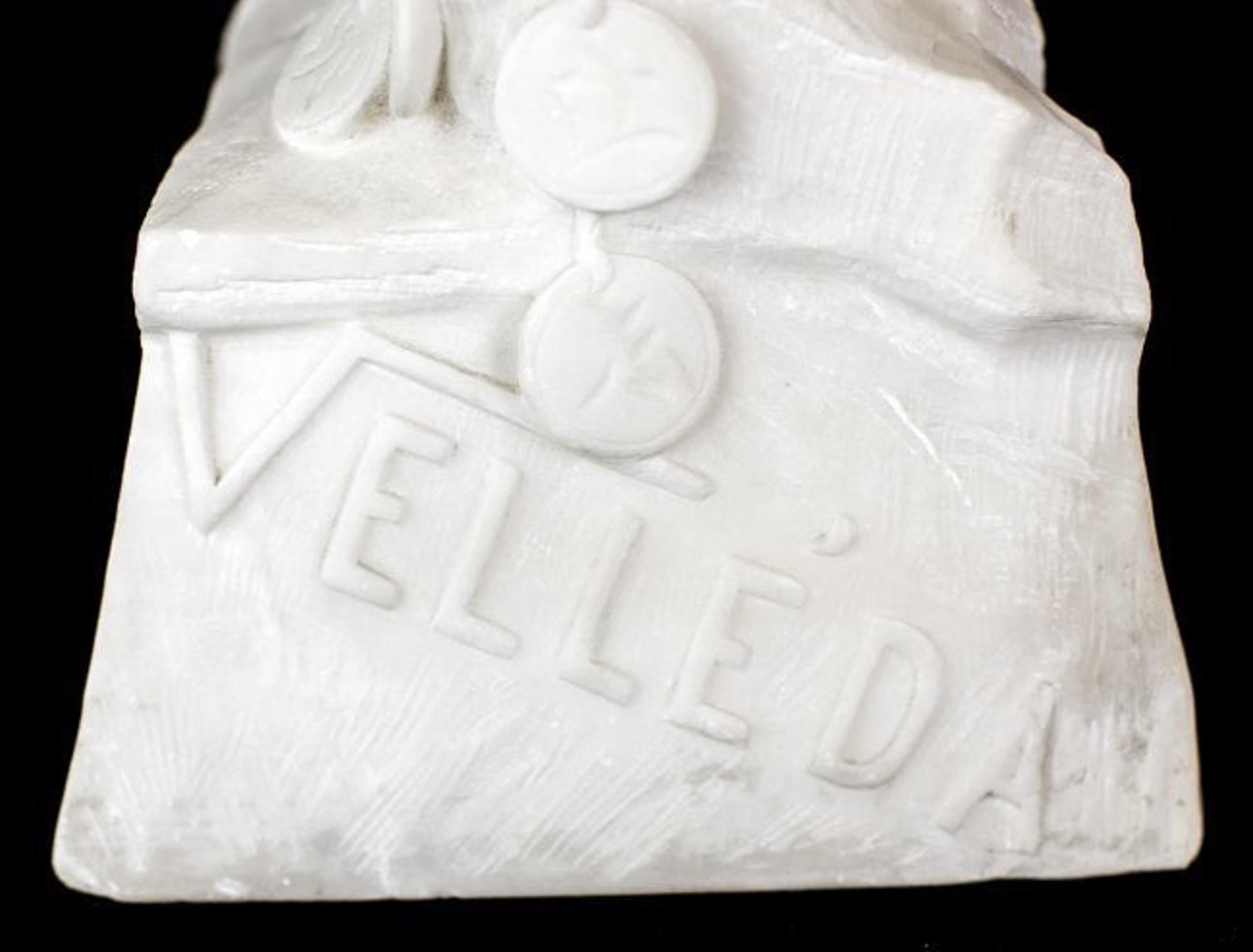 Fine Marble Bust of a Lady by Alfred Jean Foretay Signed In Good Condition In West Palm Beach, FL