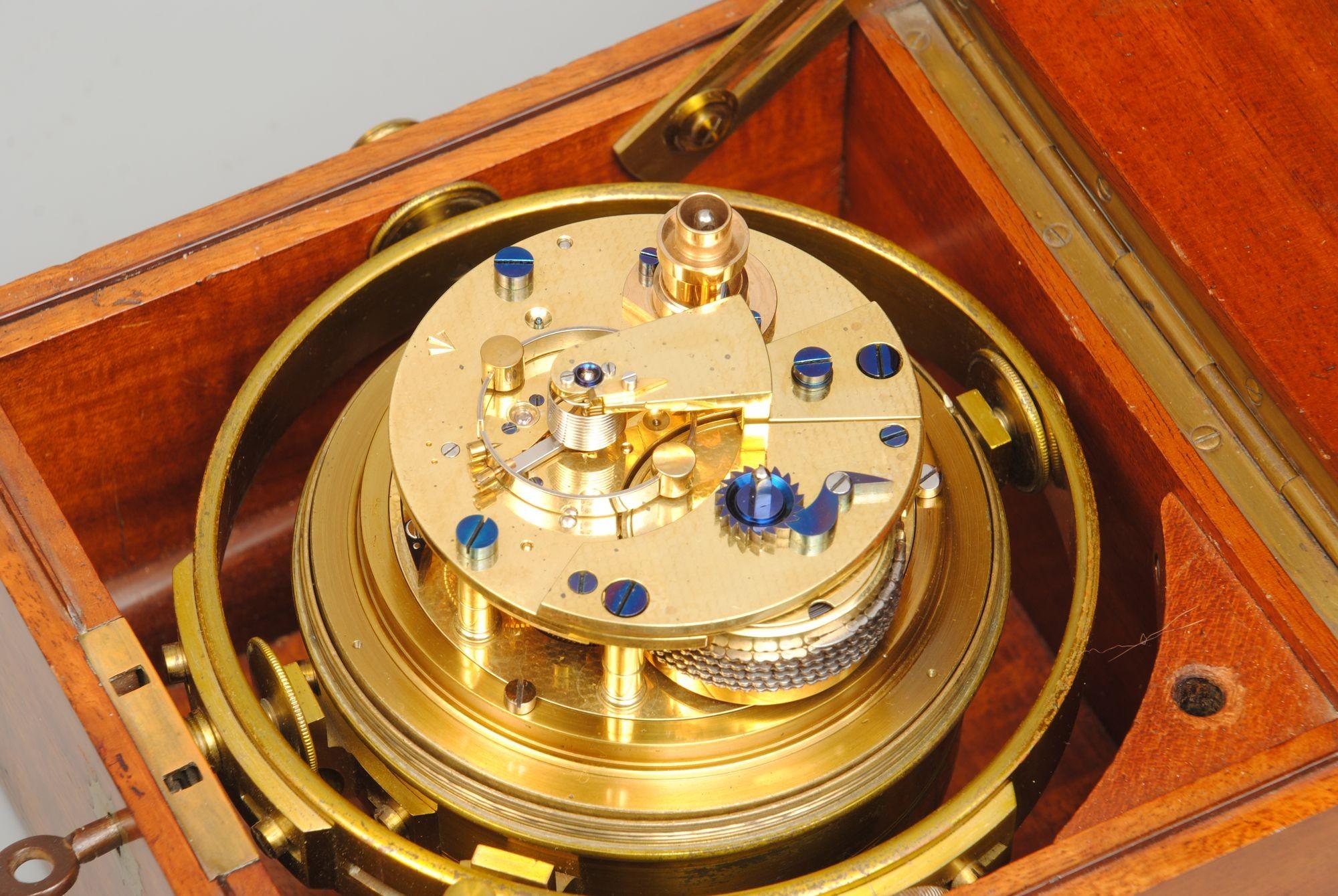 A Fine Marine Chronometer by Haswell And Sons NO. 2923 With Interesting History In condizioni buone in vendita a Lincolnshire, GB