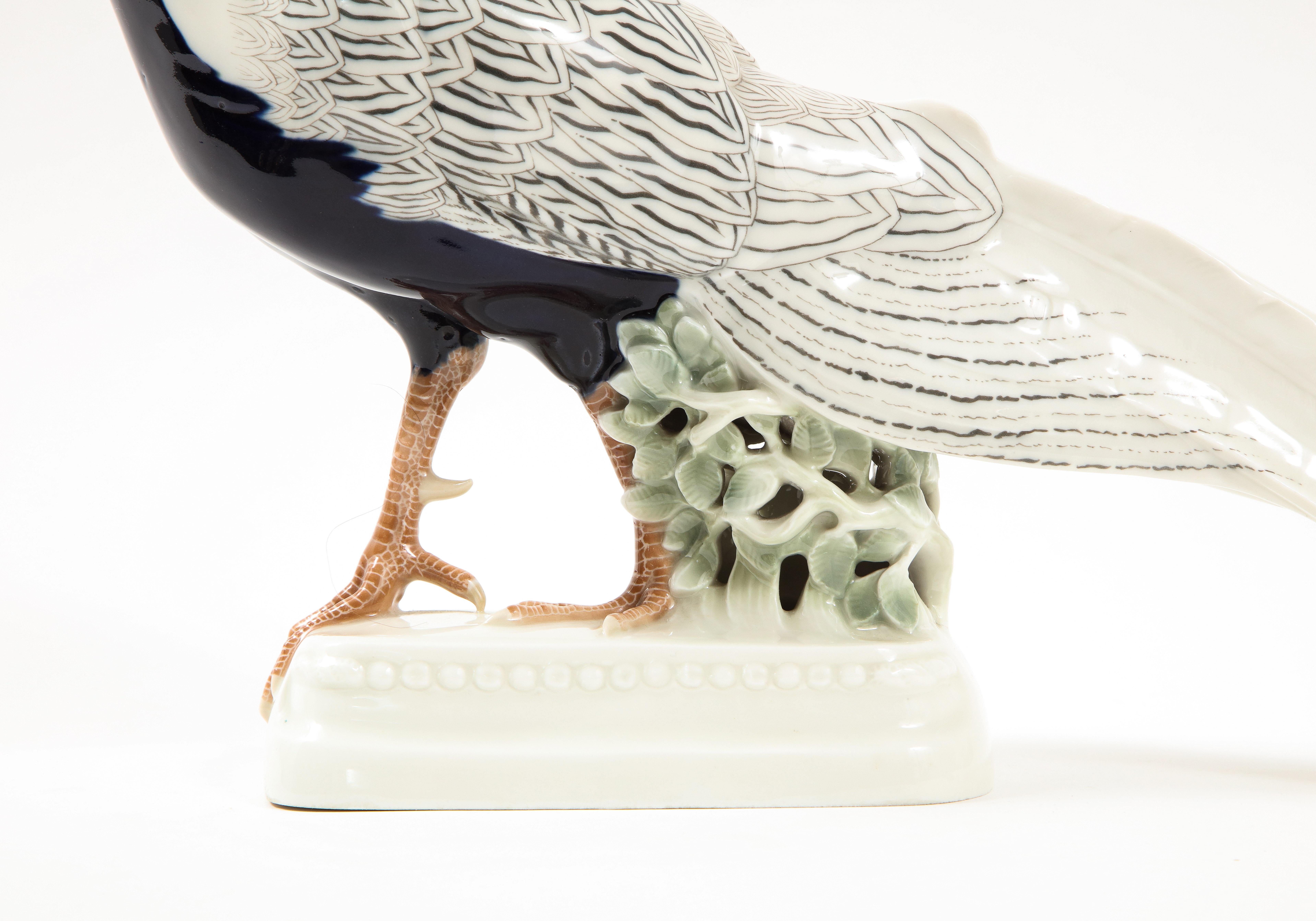Fine Meissen Porcelain Model of a Silver Feathered Pheasant For Sale 3