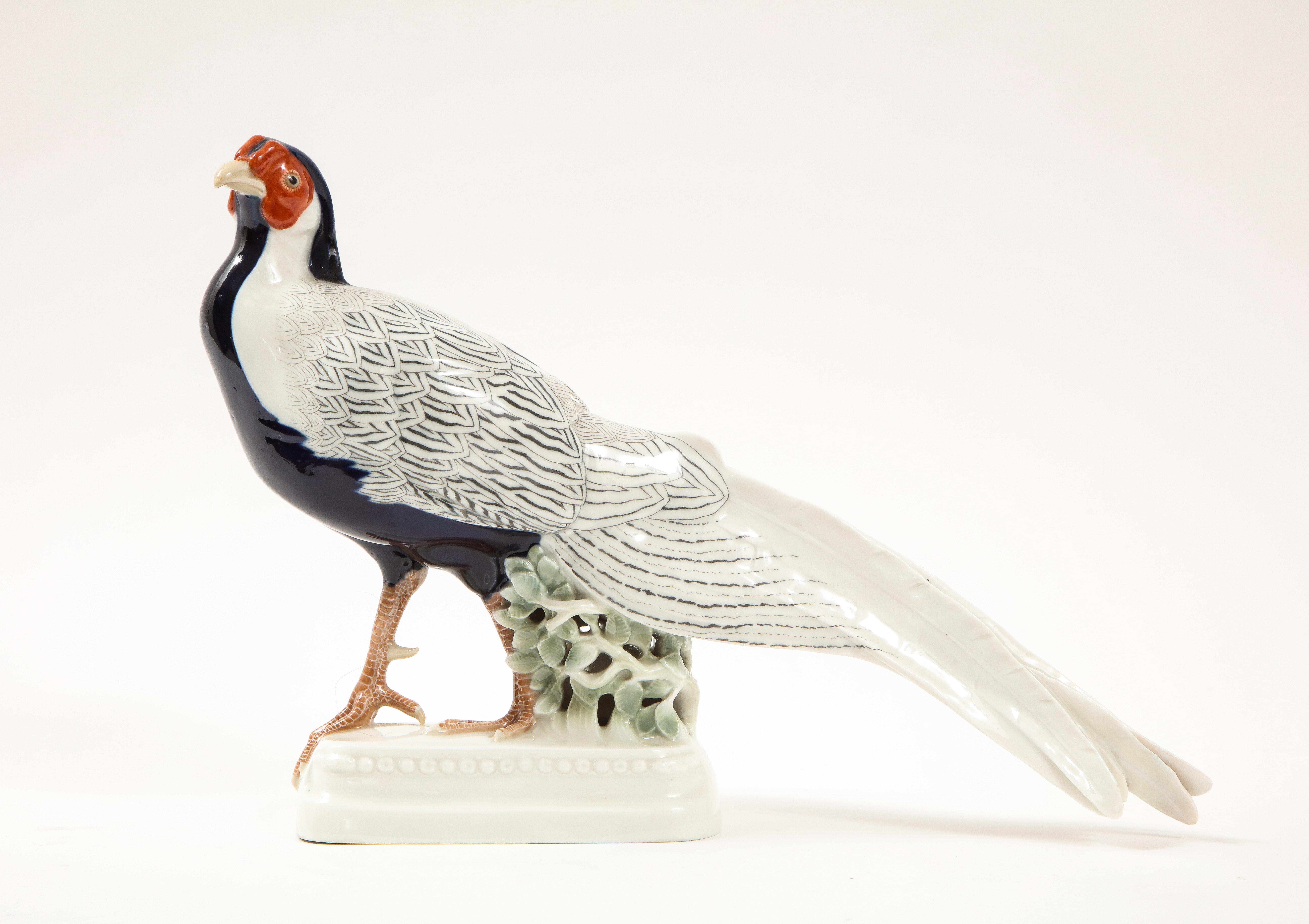 A Large and Fine Quality 20th Century Meissen Porcelain Model of a Silver Feathered Pheasant, Modeled by Max Bochmann in 1909/1910. This pheasant is beautifully hand-made and hand-painted by the best Meissen artists of the time. The feathers are all