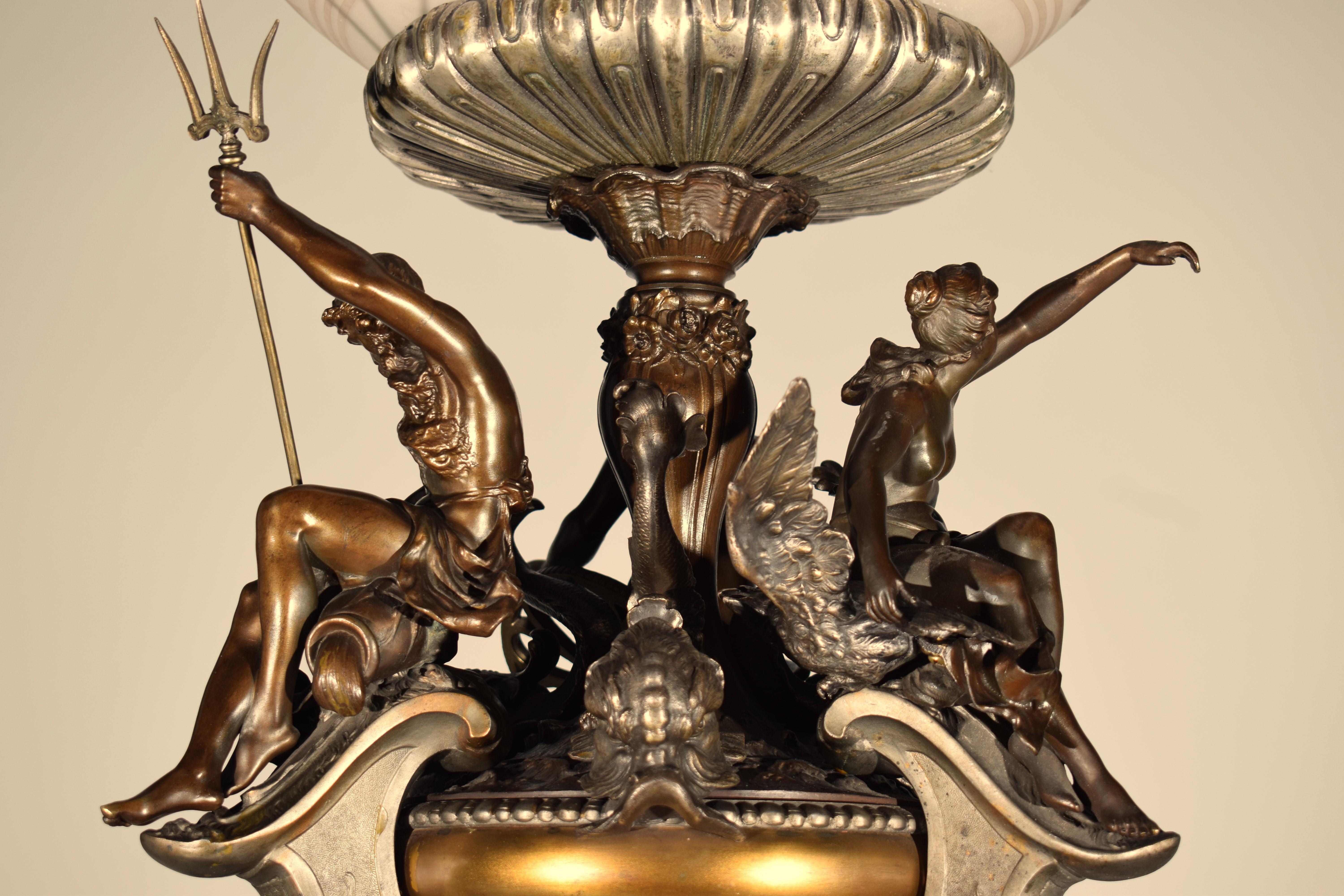 A Fine Metal & Acid Etched Glass Centerpiece In Good Condition For Sale In Atlanta, GA