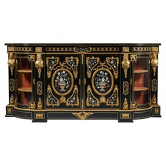 Fine crédence ébonisée montée en bronze doré et en pietre dure, datant du milieu de l'époque victorienne
