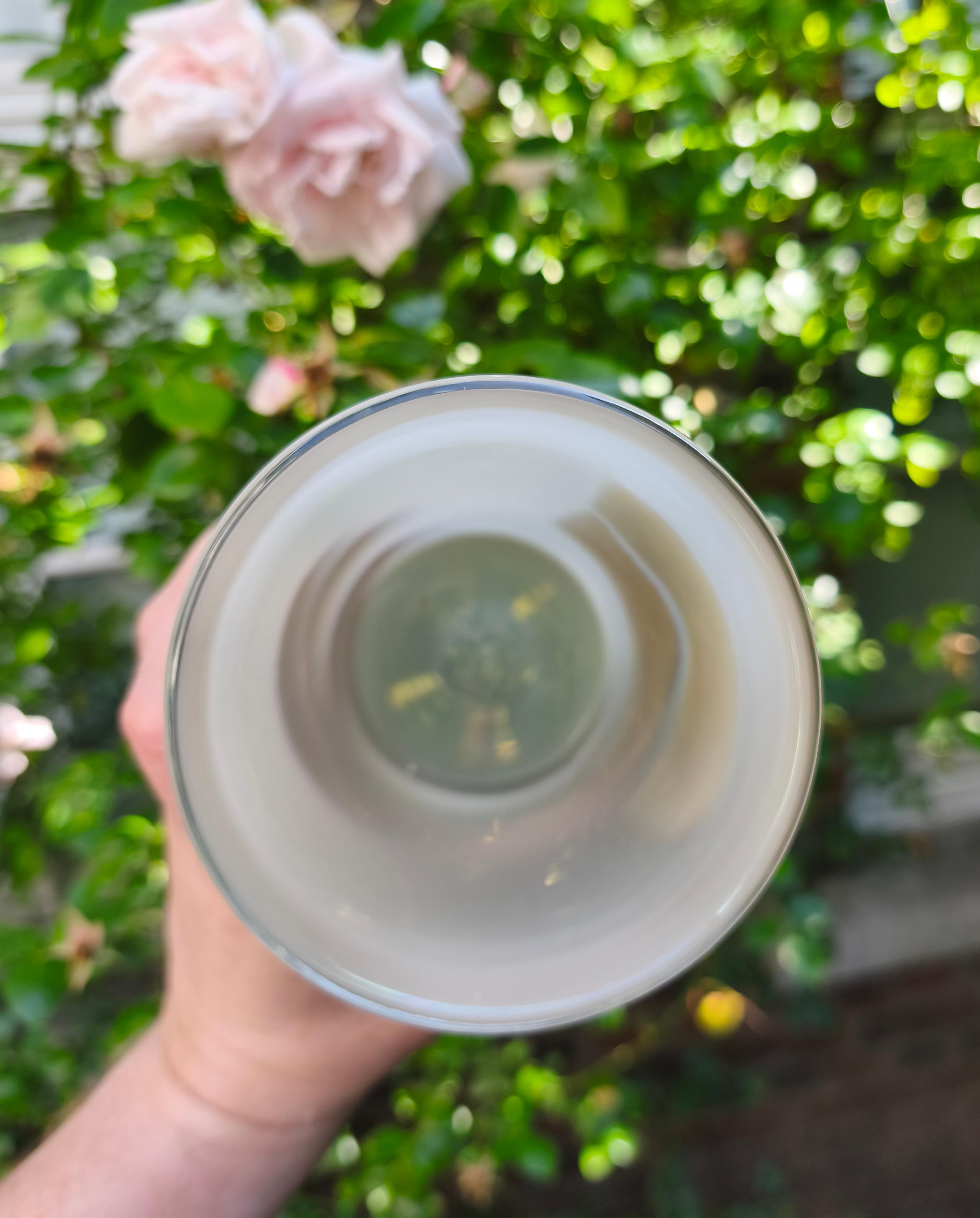 Un raffinato vaso in vetro dello studio Mieke Groot del 1982 in vendita 1