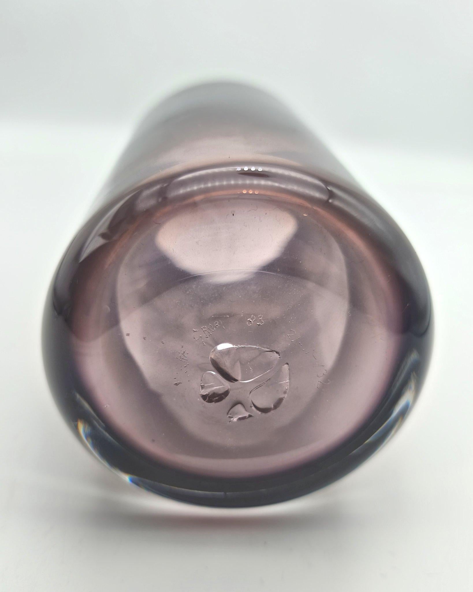 Modern A fine Mieke Groot studio glass vase from 1983 For Sale
