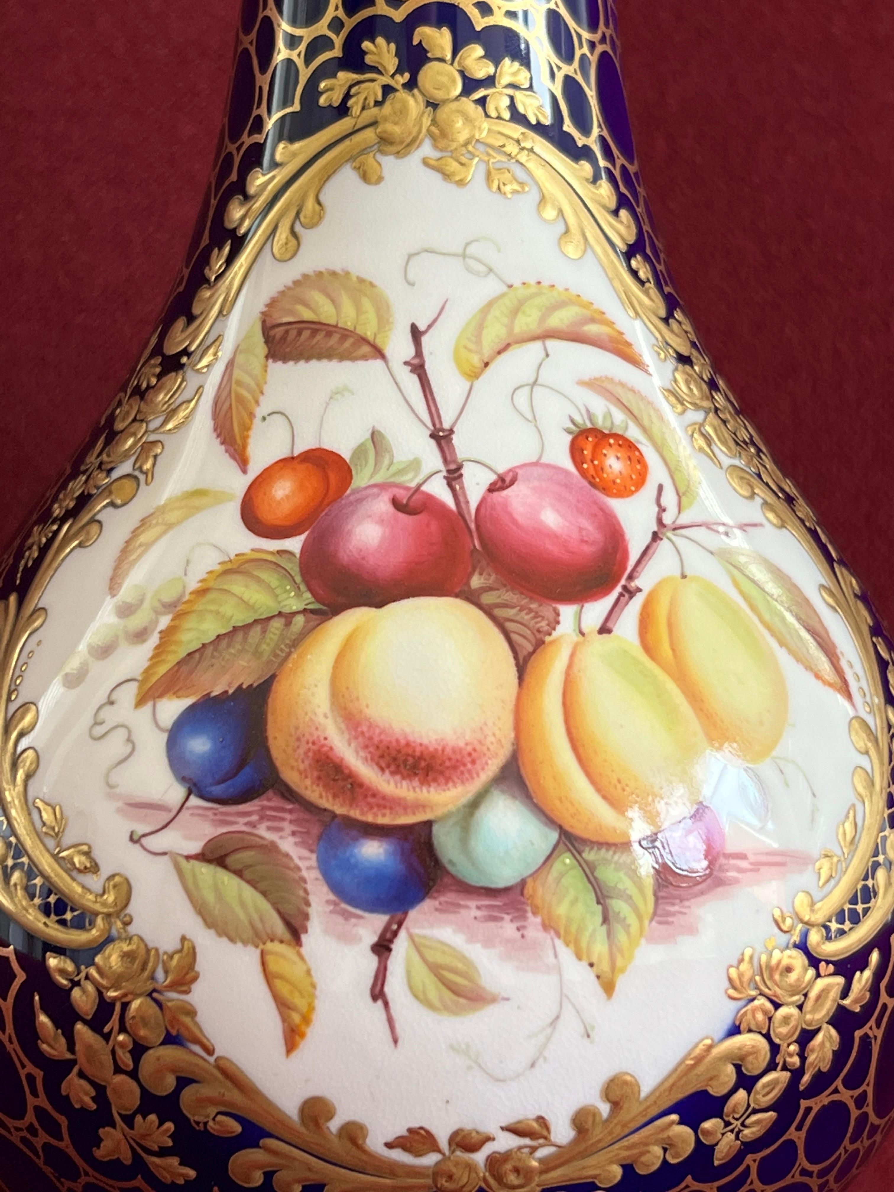 Hand-Painted Fine Minton Porcelain Bottle Shaped Vase C.1840