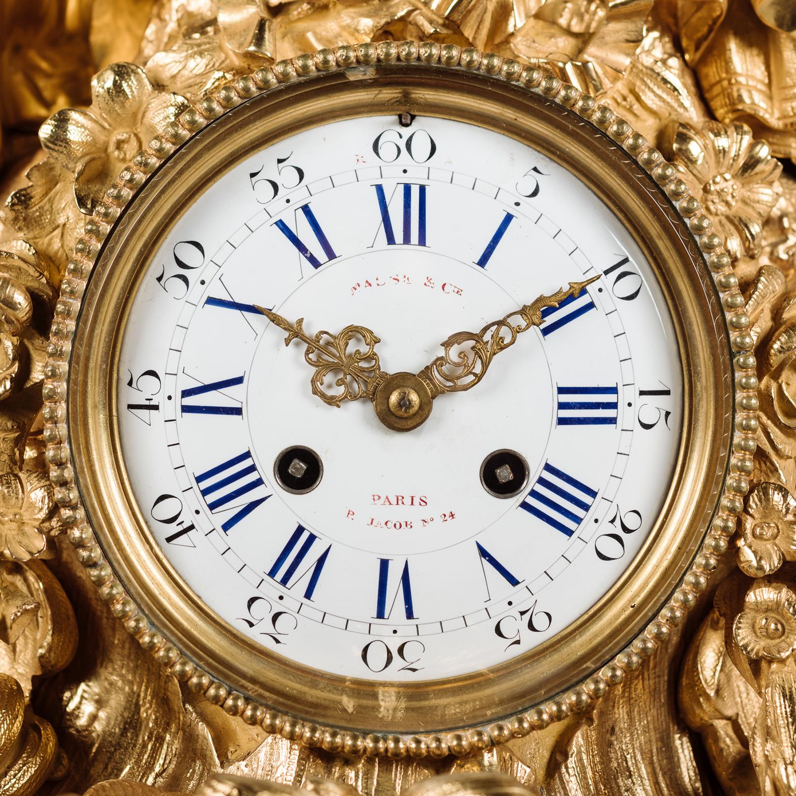 A Fine Napoléon III Gilt-Bronze Three Piece Clock Garniture In Good Condition For Sale In Brighton, West Sussex