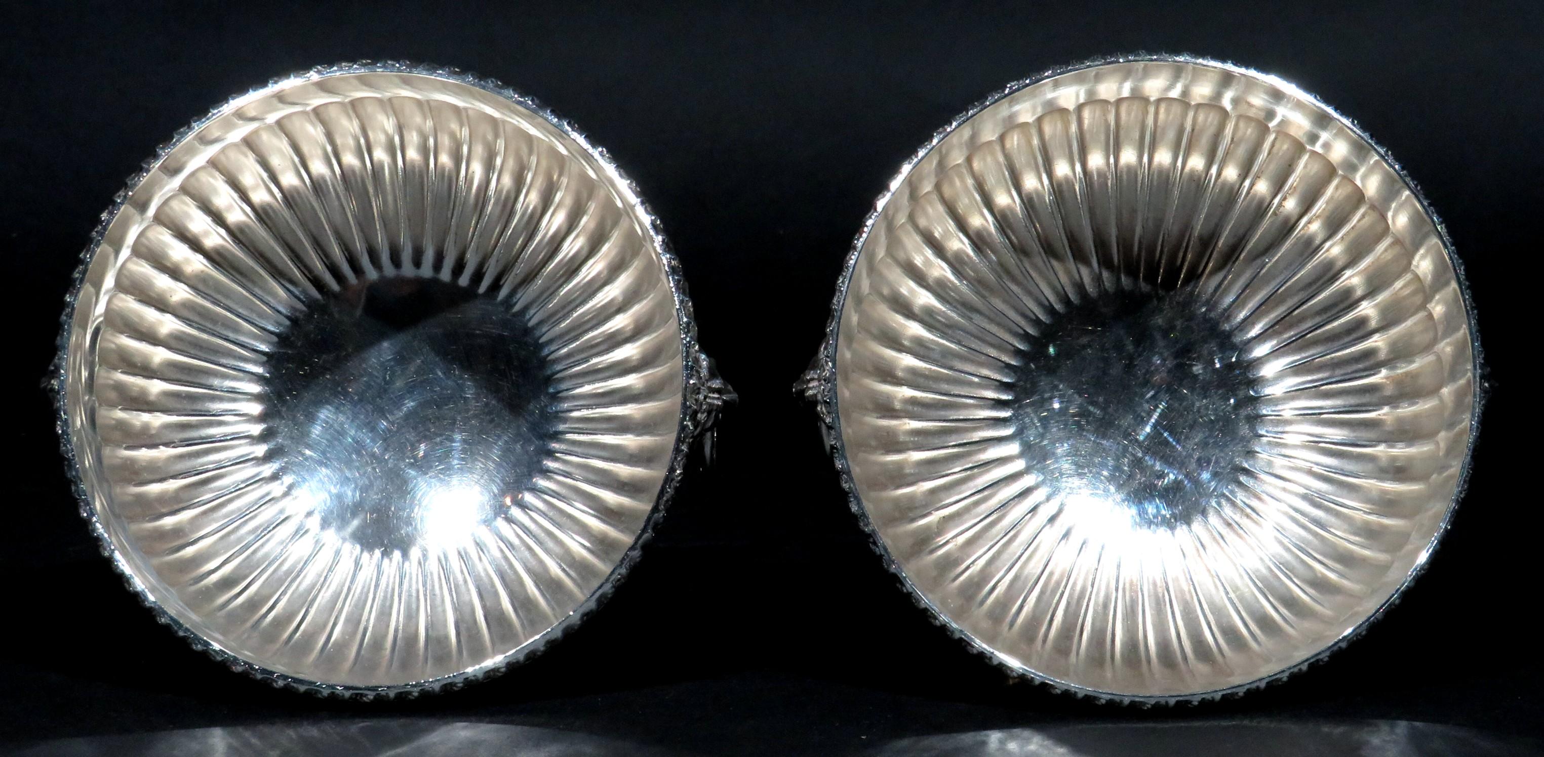 Paire de soupières à sauce en métal argenté de style Régence, Royaume-Uni, vers 1910 en vente 3