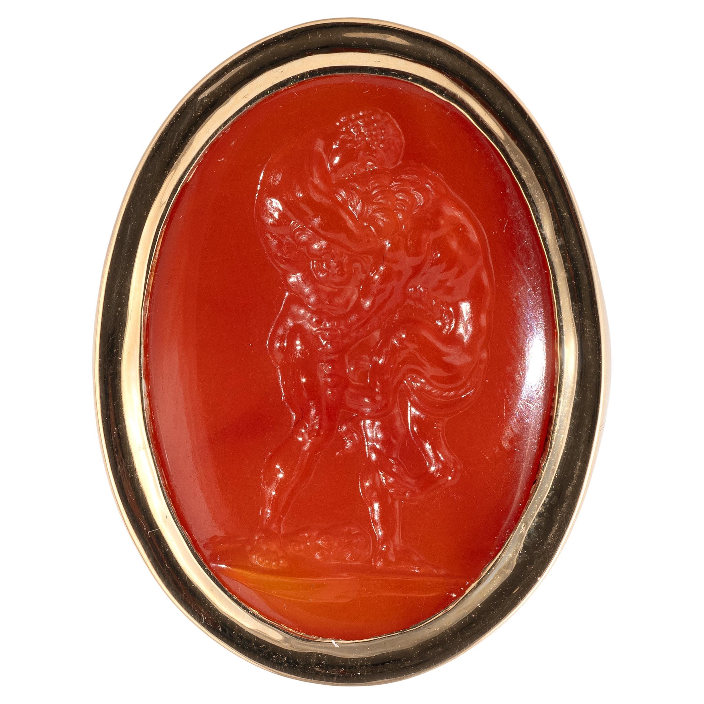 Neoclassical Carnelian Intaglio Depicting Hercules And The Neamean Lion In Excellent Condition For Sale In Firenze, IT