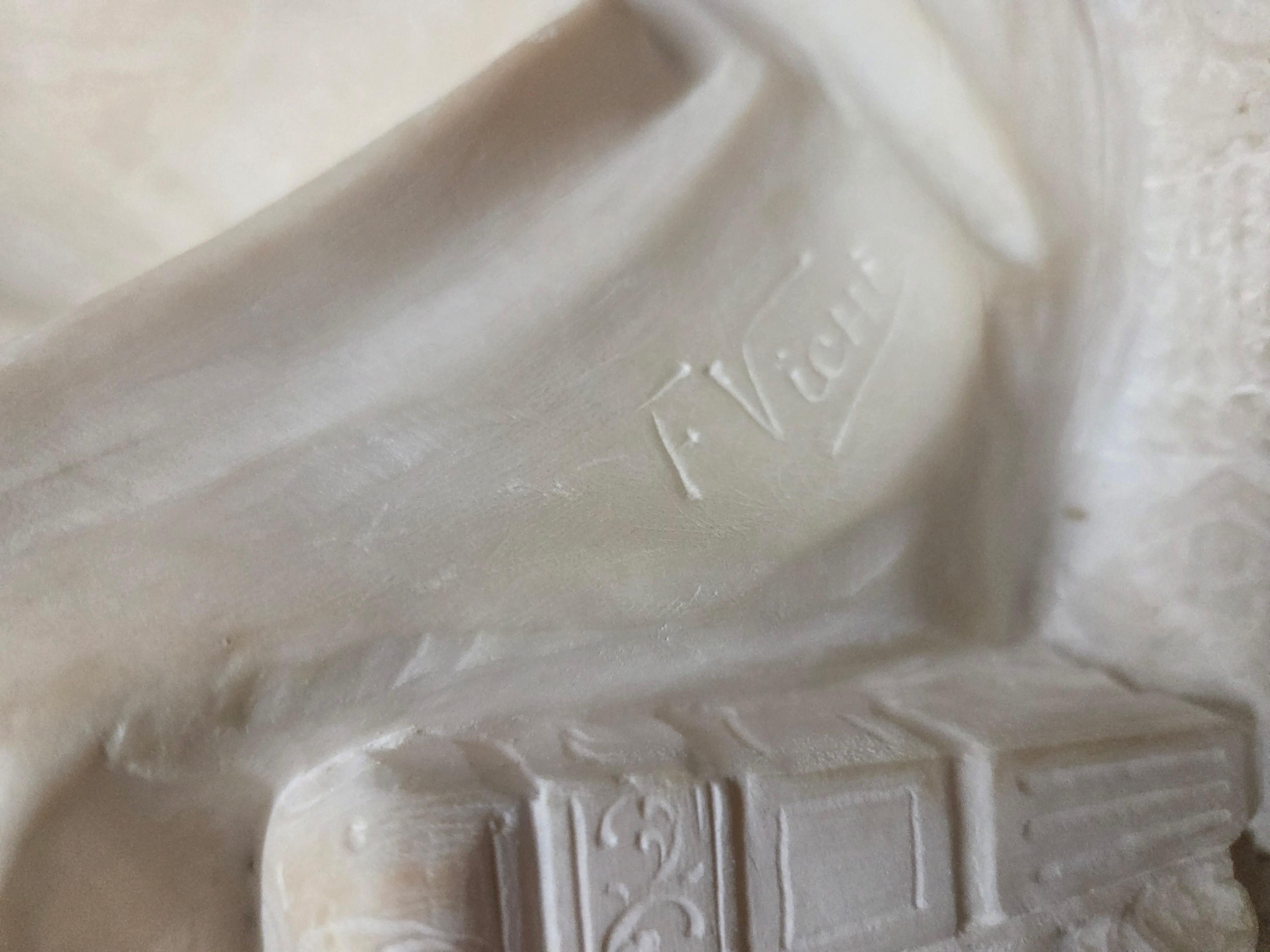 Una bella scultura originale di donna scolpita a mano firmata F. Vichi in vendita 9