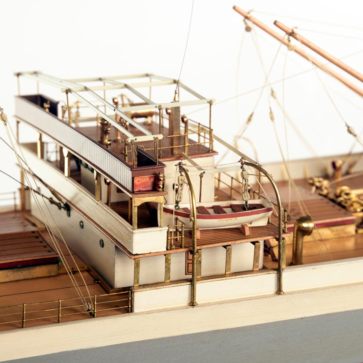 Fine Owner’s Model of the Freighter S.S. Forthbridge 12